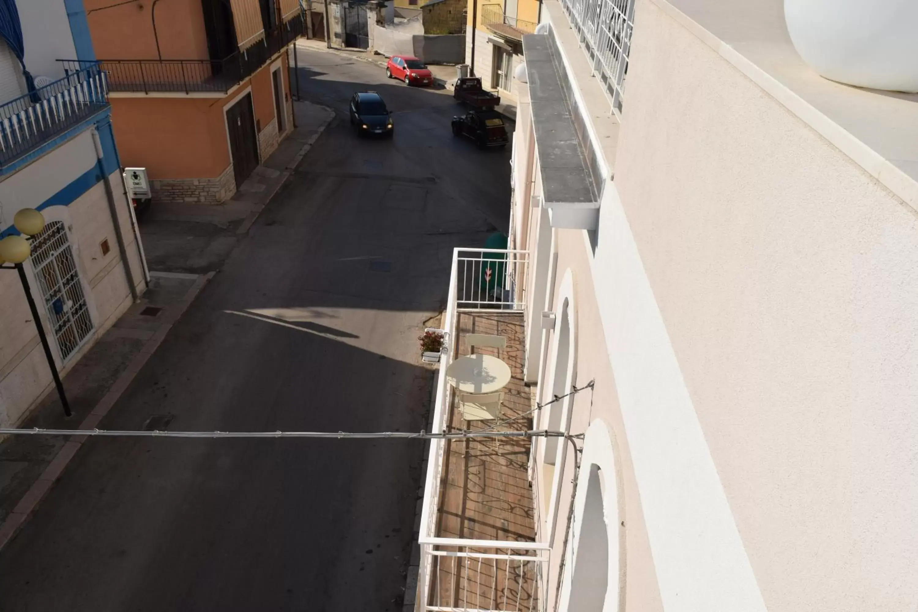 Neighbourhood, Balcony/Terrace in DomuS al Corso B&B