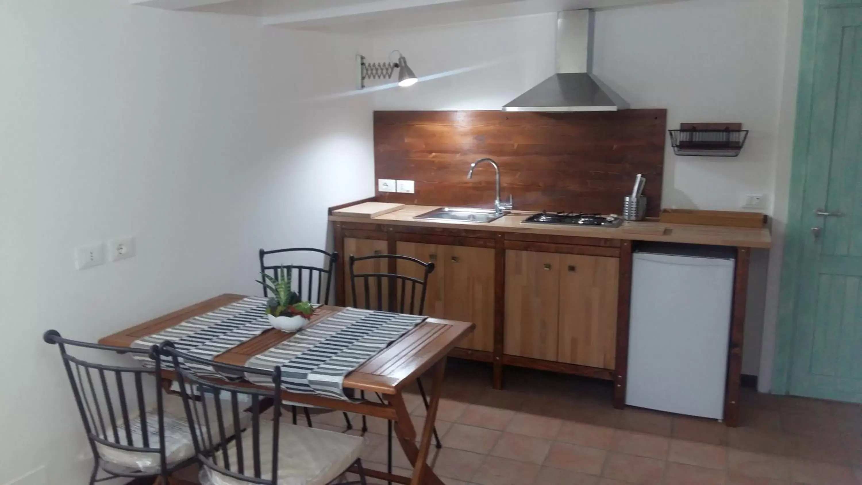 Kitchen/Kitchenette in Borgo del Priolo B&B
