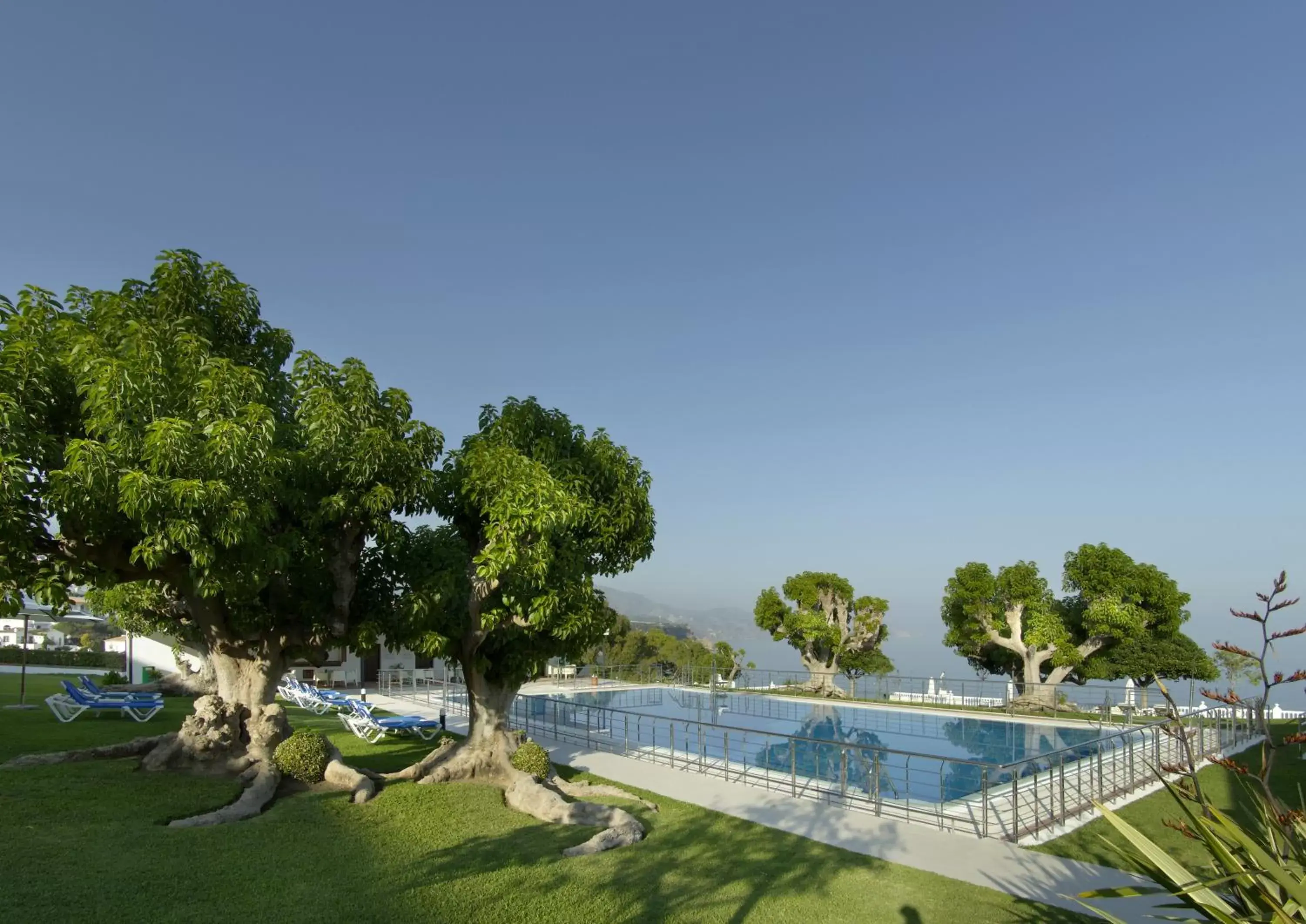 Garden, Pool View in Parador de Nerja