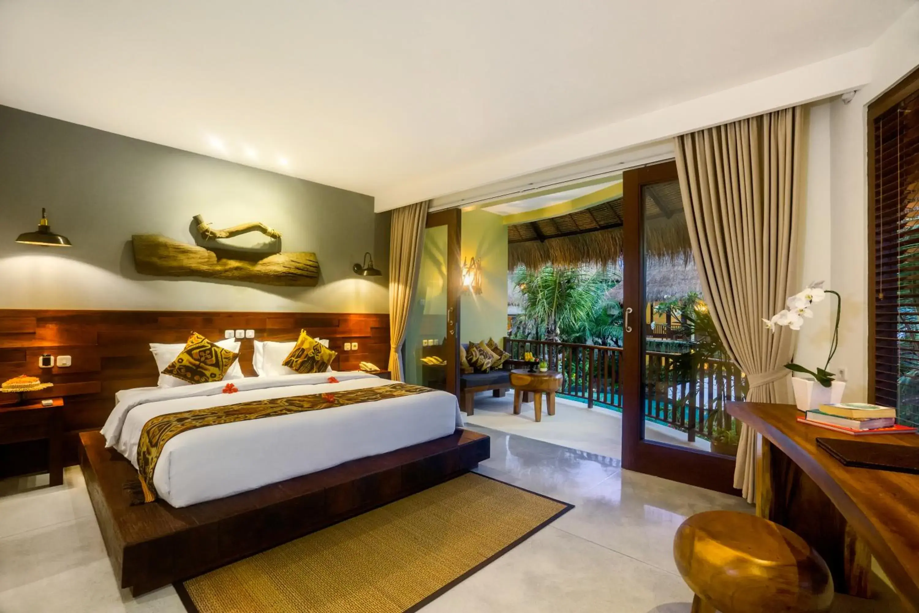 Property building, Bed in Honai Resort