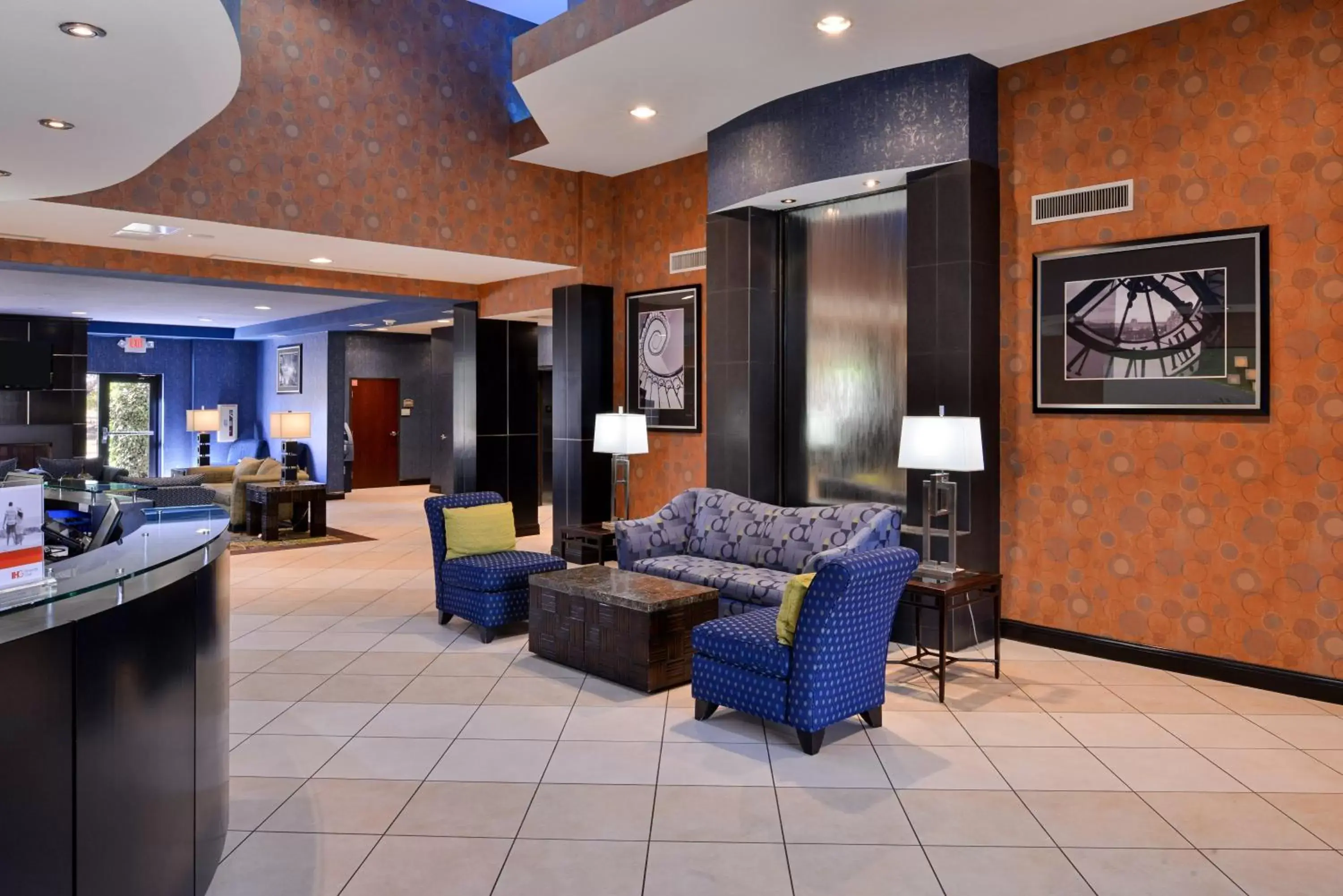 Property building, Lobby/Reception in Holiday Inn Fort Worth North- Fossil Creek, an IHG Hotel