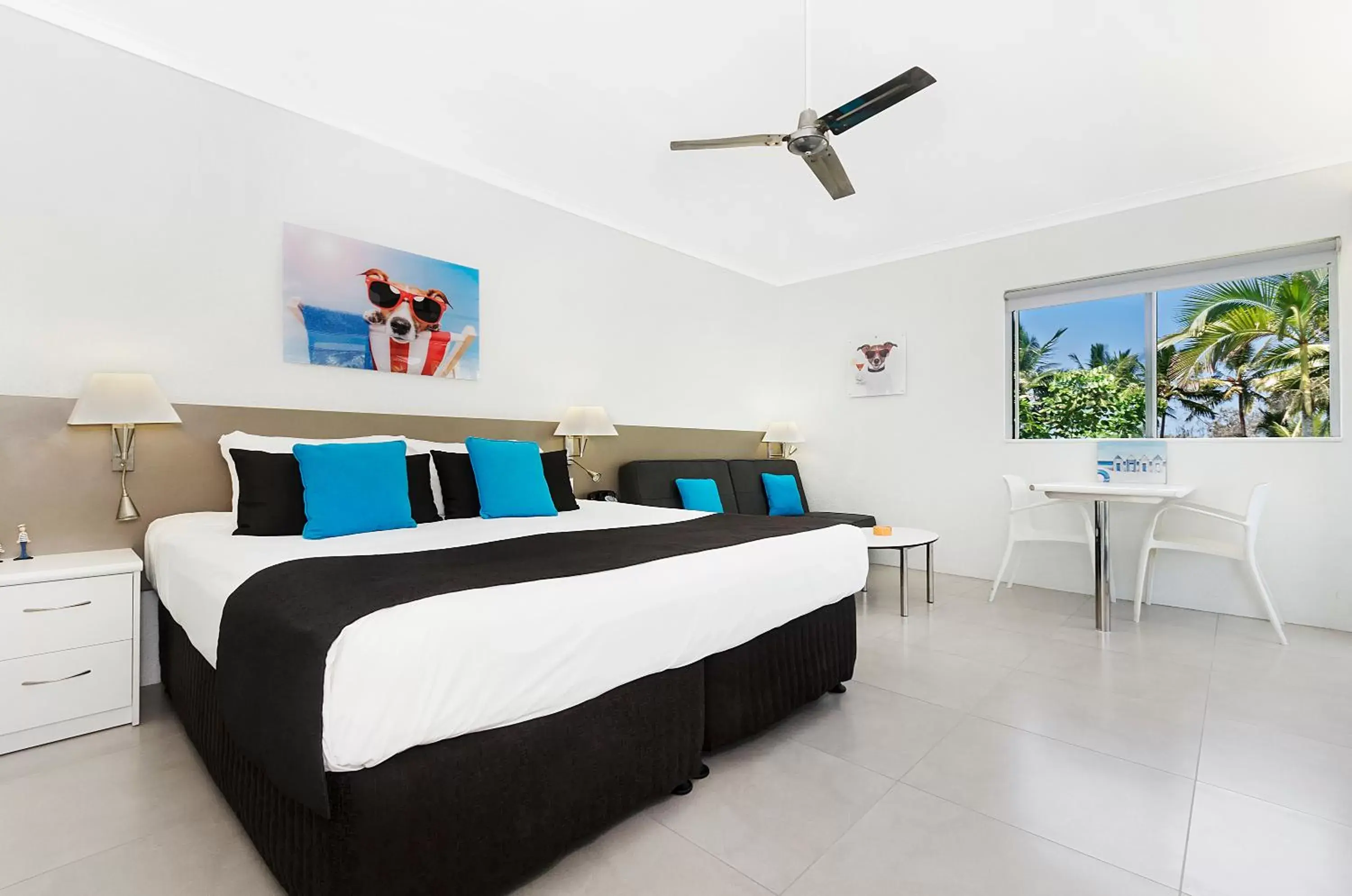 Photo of the whole room, Bed in By The Sea Port Douglas