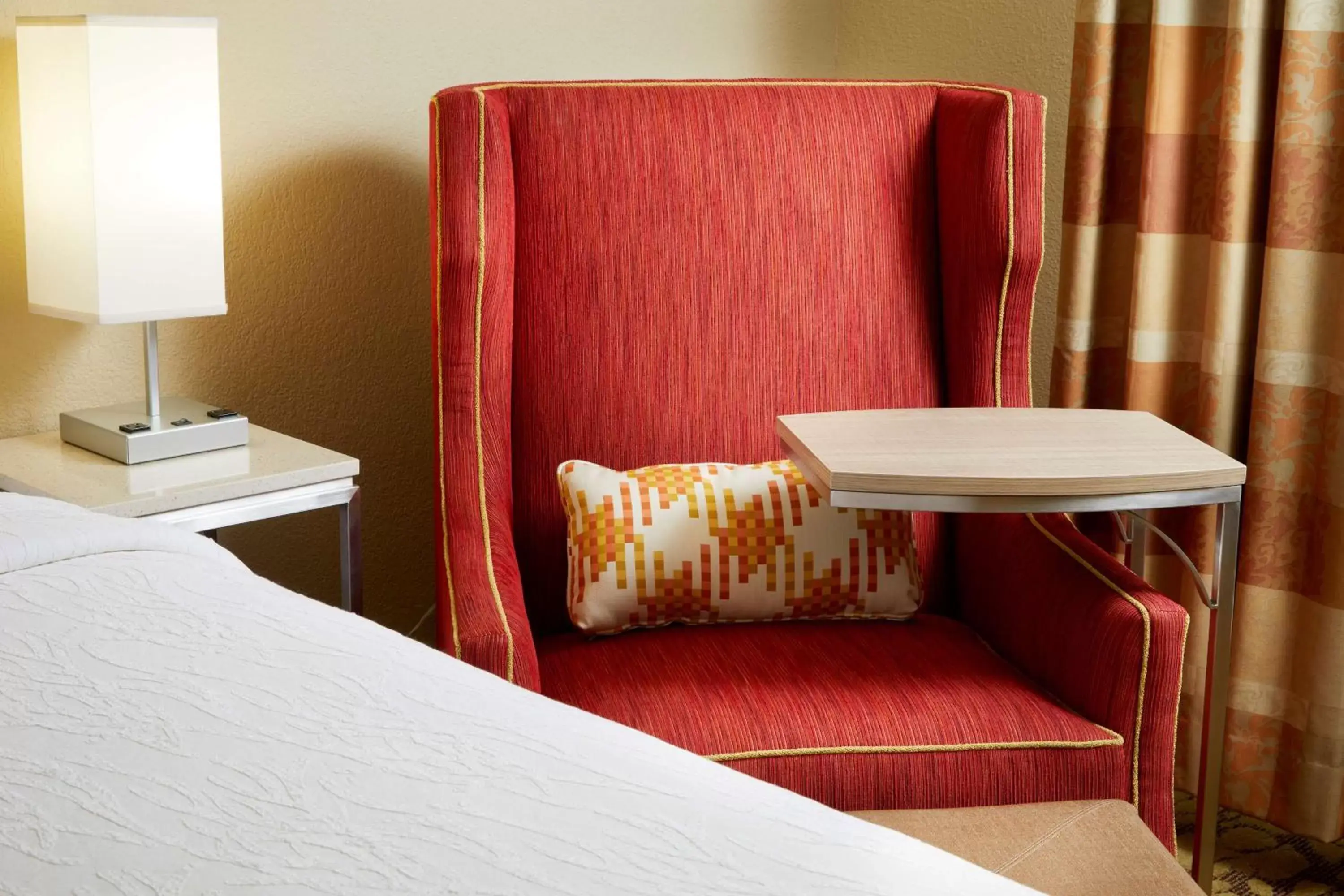 Living room, Seating Area in Hilton Garden Inn Savannah Midtown