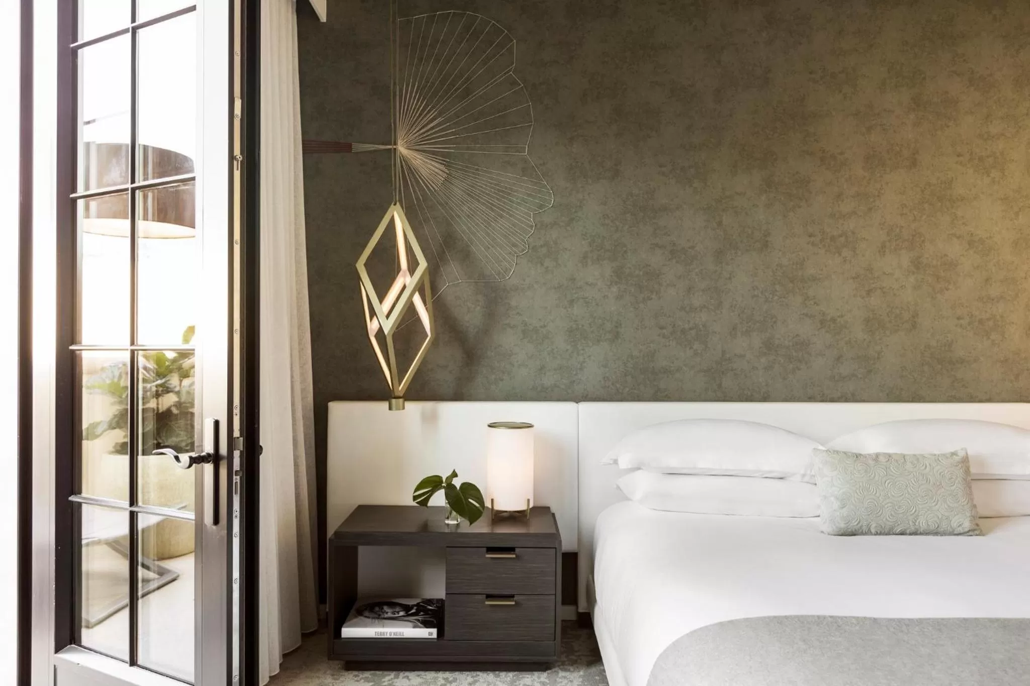 Photo of the whole room, Bed in Kimpton La Peer Hotel West Hollywood by IHG