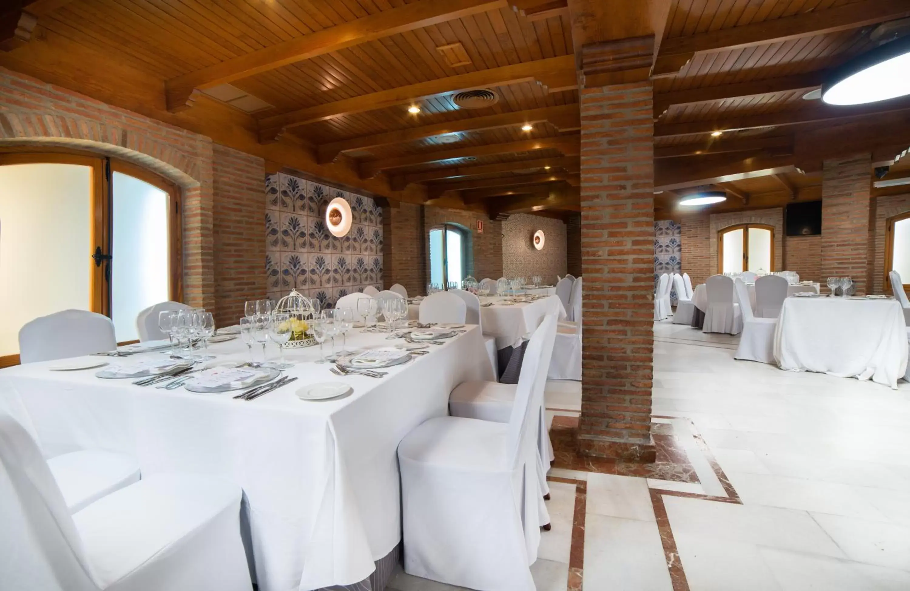 wedding, Restaurant/Places to Eat in Nuevo Torreluz