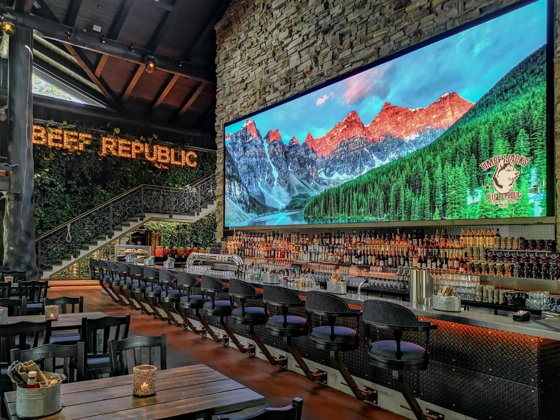 Restaurant/places to eat in Timberjacks Kassel Motel