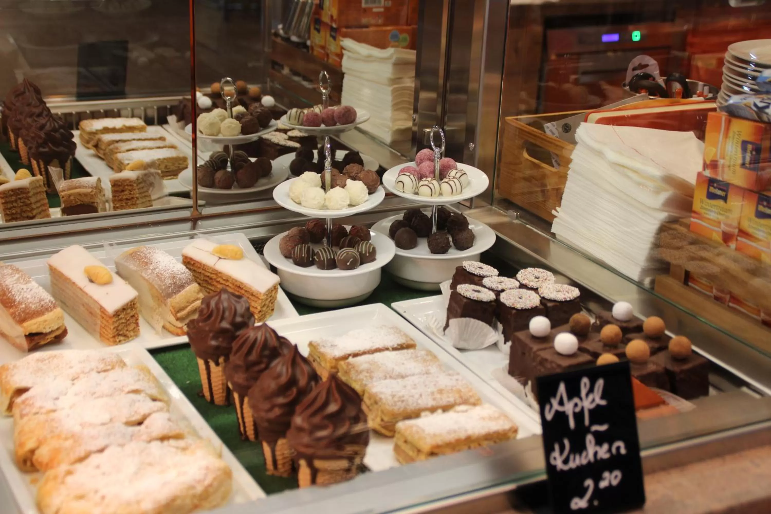 Buffet breakfast in Nemetz-Motel