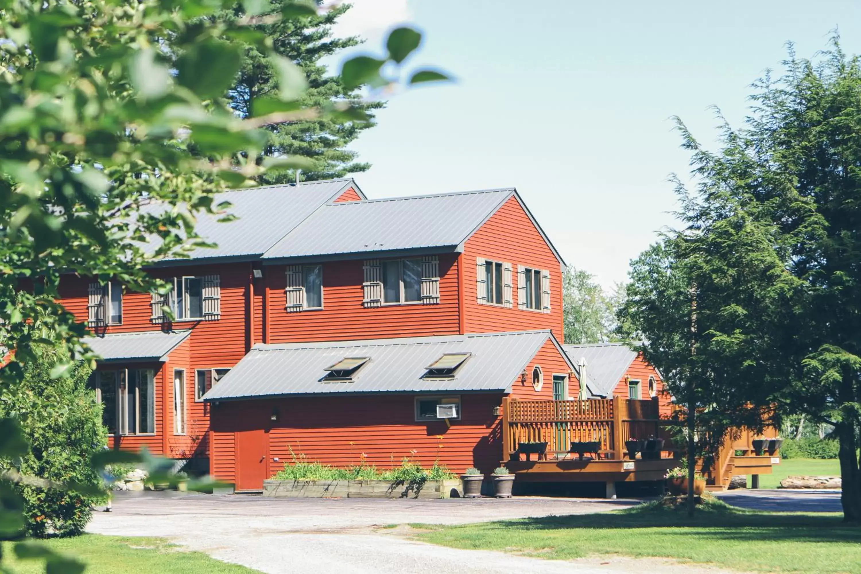 Property Building in Old Saco Inn