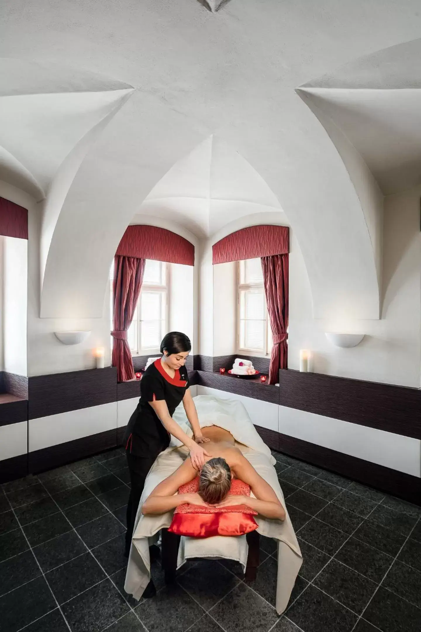 Massage in Mandarin Oriental, Prague