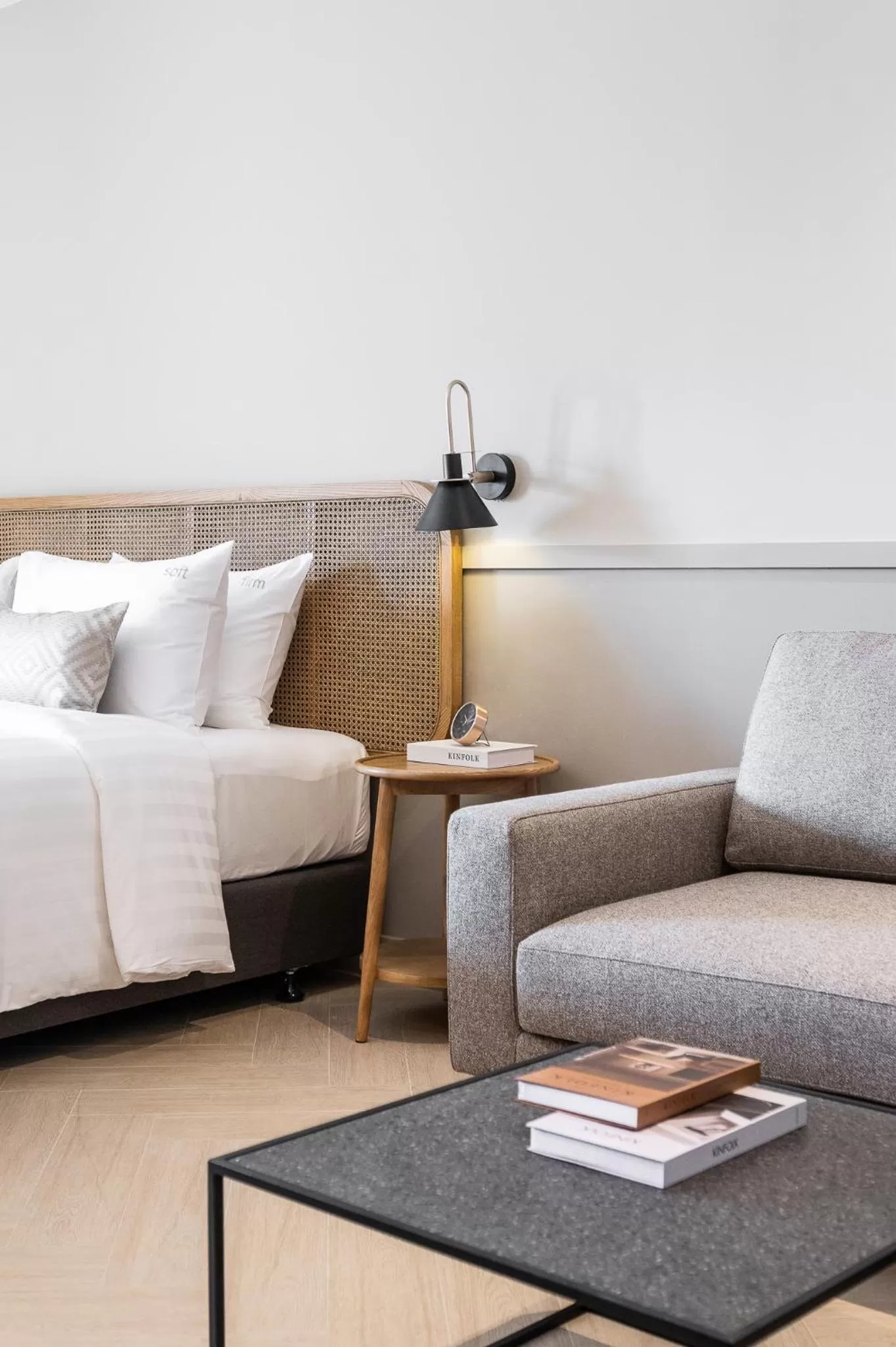 Living room, Seating Area in GLOW Sukhumvit 71