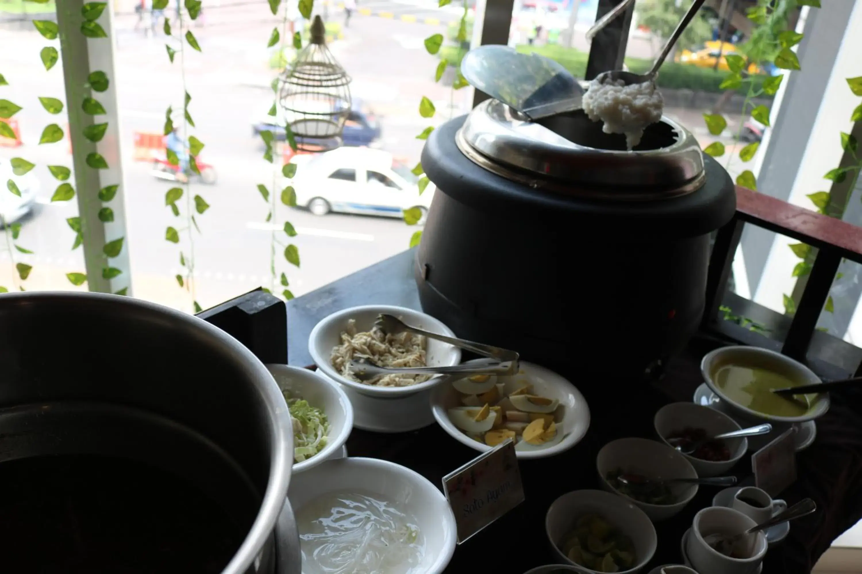 Lunch in Bekizaar Hotel Surabaya