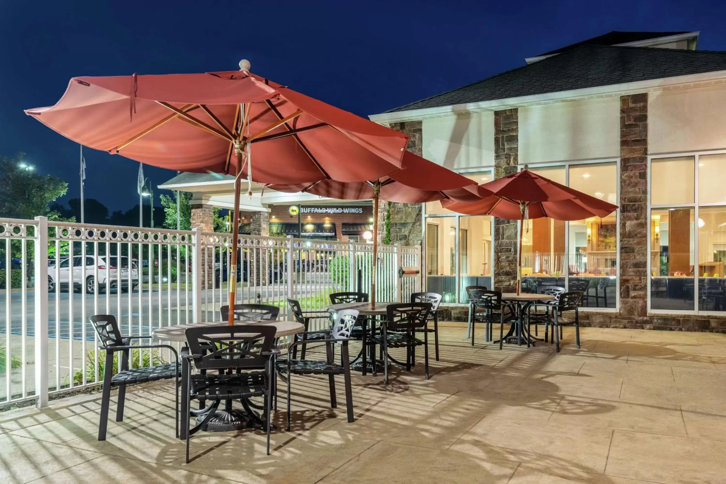 Patio, Restaurant/Places to Eat in Hilton Garden Inn Morgantown