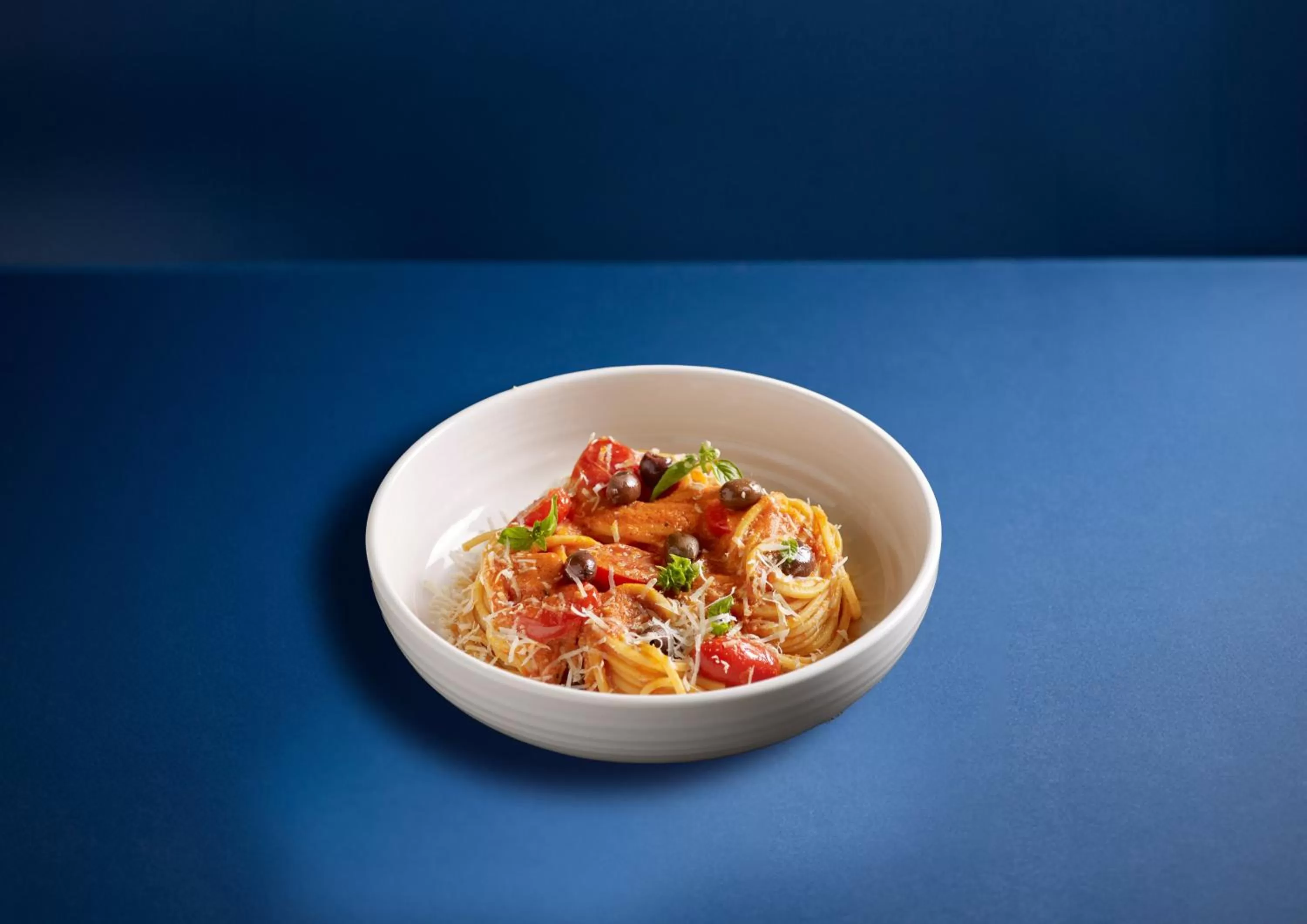 Restaurant/places to eat in Crowne Plaza Changi Airport by IHG