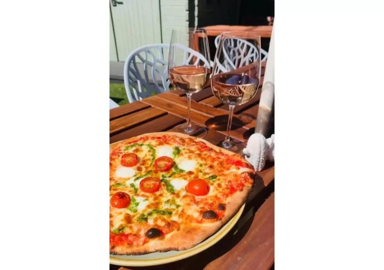 Food and drinks in Florence Gardens Boutique Hotel and Restaurant