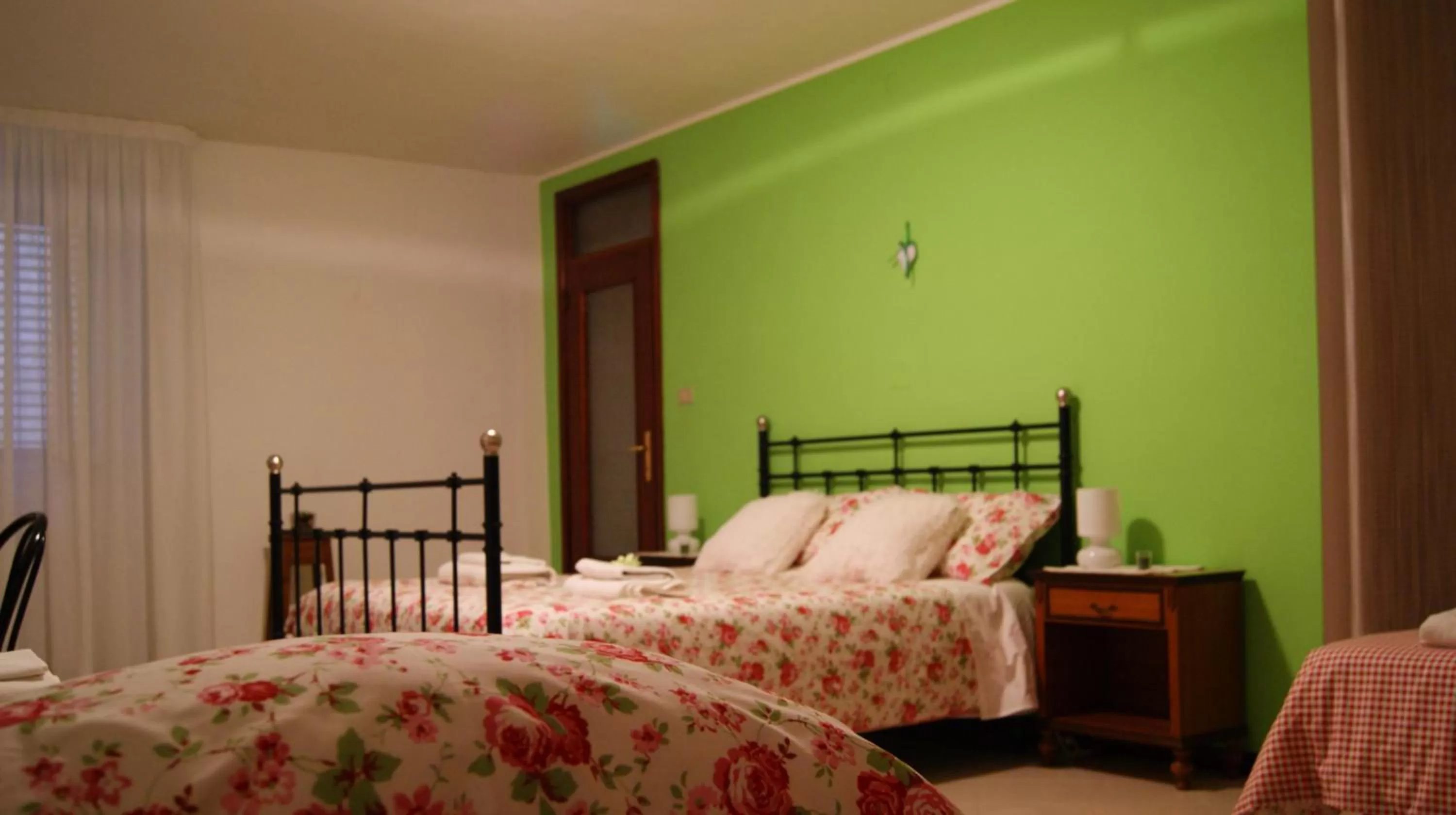 Photo of the whole room, Bed in B&B Ponte Rio