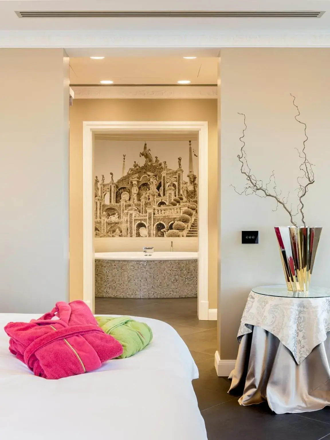 Decorative detail, Bed in Villa e Palazzo Aminta - A Leading Hotel of The World Decorative detail, Bed in Villa e Palazzo Aminta - A Leading Hotel of The World