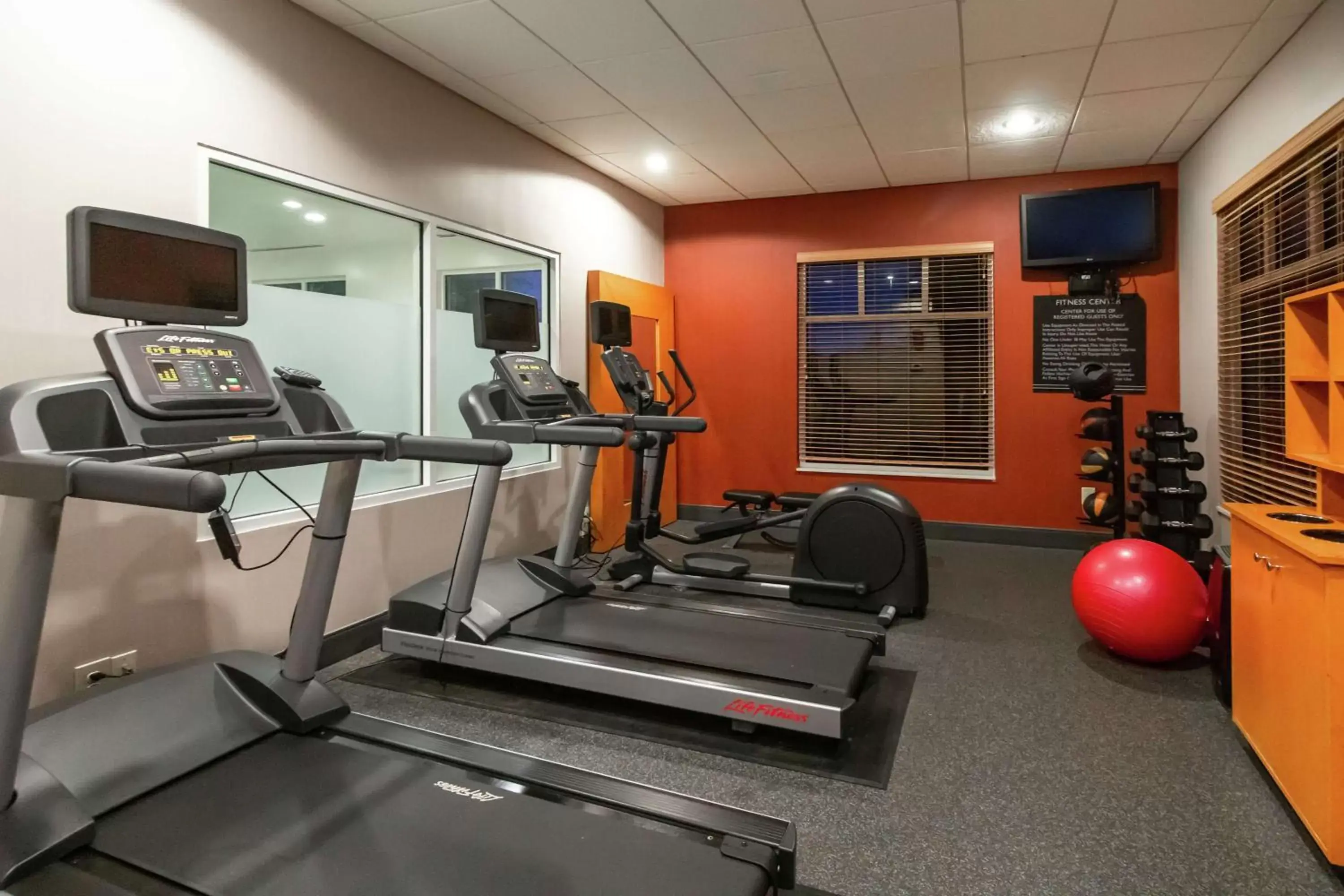 Fitness centre/facilities, Fitness Center/Facilities in Hilton Garden Inn Columbus/Dublin