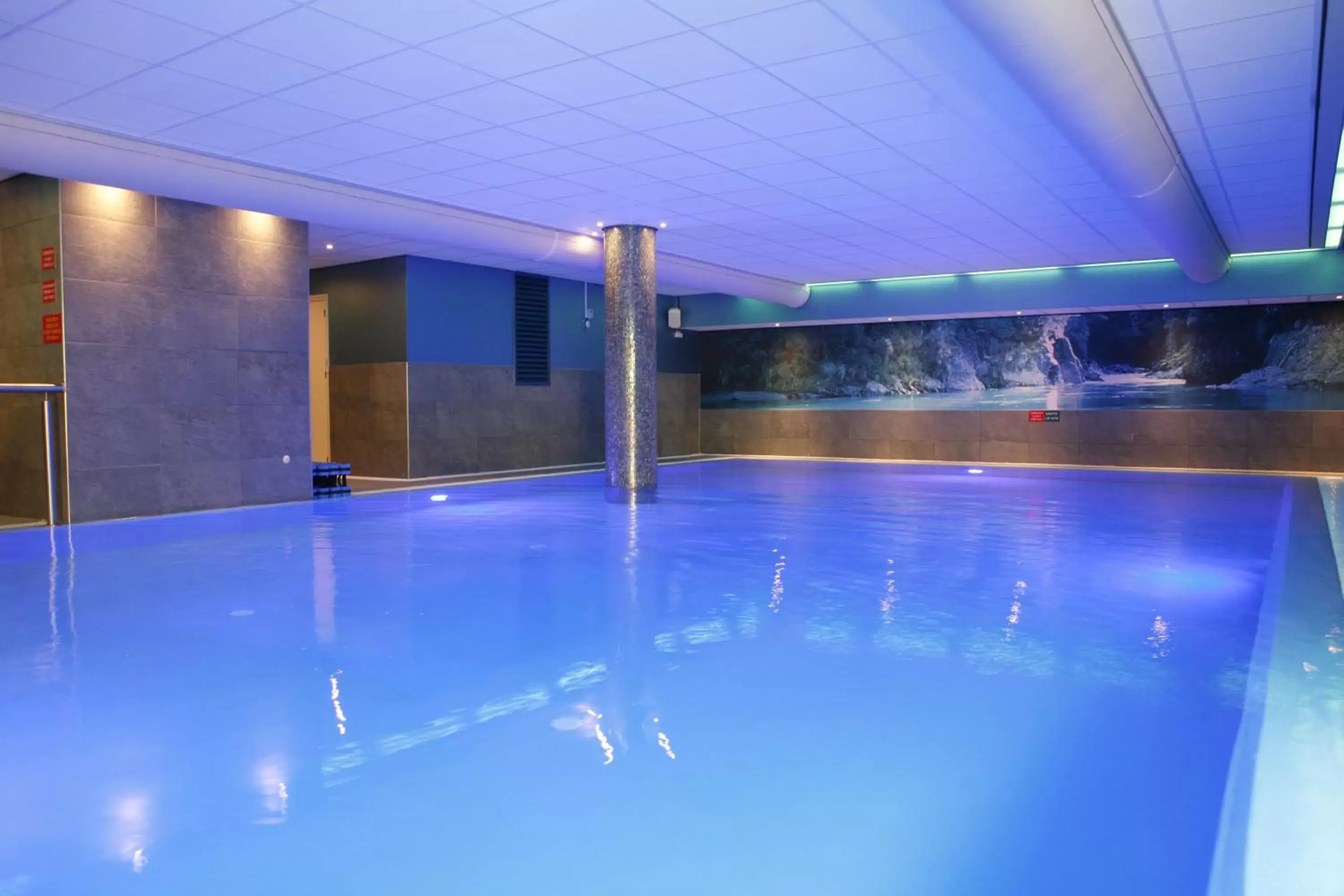 Spa and wellness centre/facilities, Swimming Pool in Hotel & Appartementen - De Zeven Heuvelen