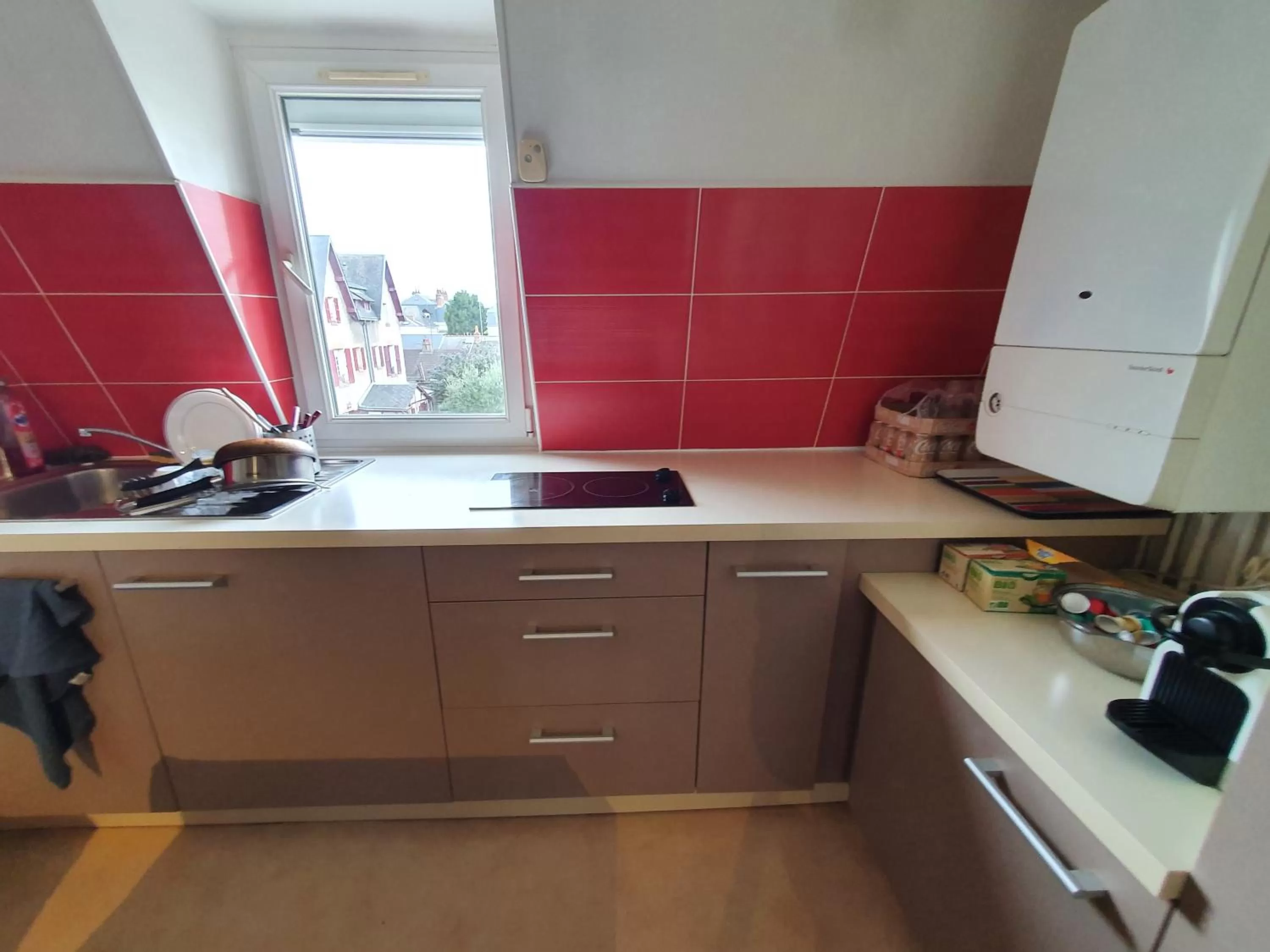 Kitchen/Kitchenette in Cocon cosy avec SDB privée à Tours centre