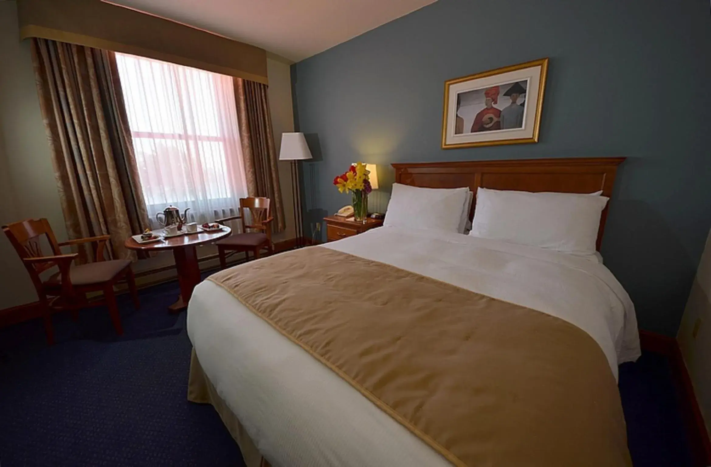 Bed in Hotel Tadoussac