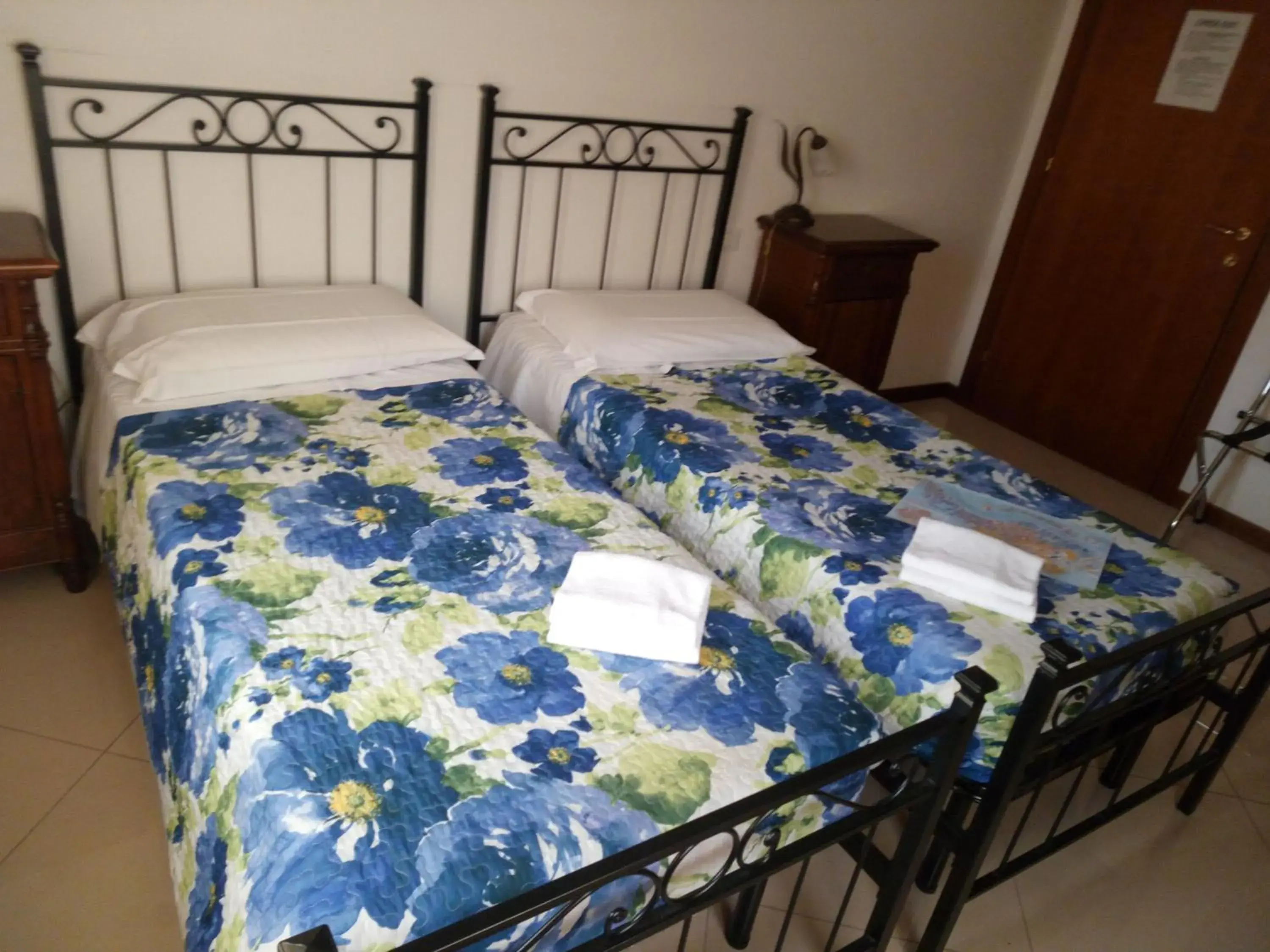 Bedroom, Bed in Sweet Venice - locazione turistica - apartment