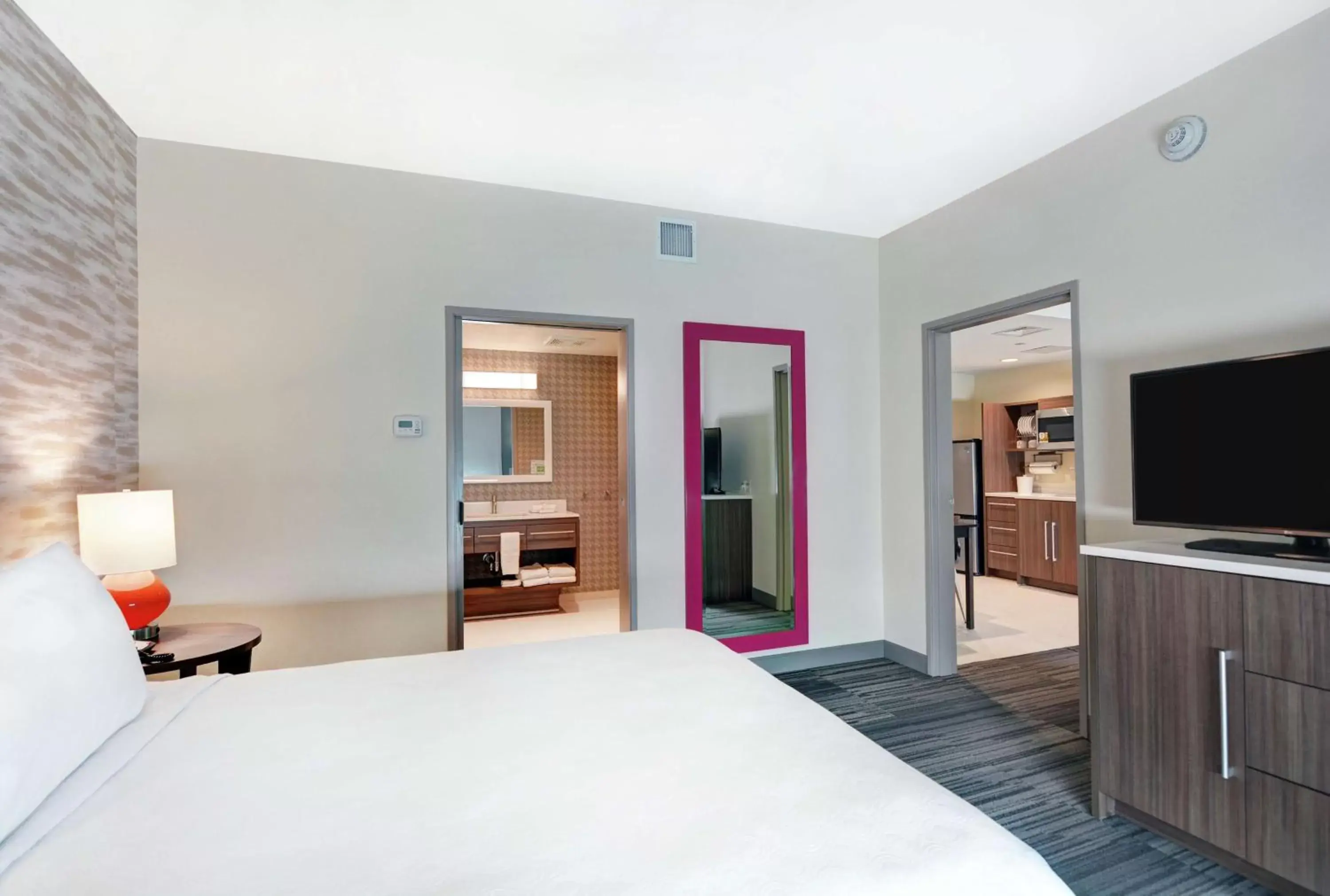 Bedroom, Bed in Home2 Suites By Hilton Grand Junction Northwest