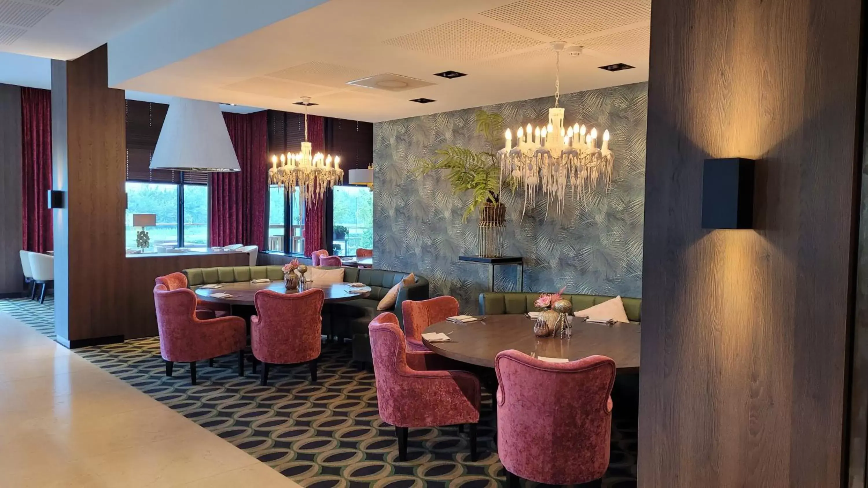 Restaurant/places to eat in Van der Valk Hotel Oostzaan - Amsterdam