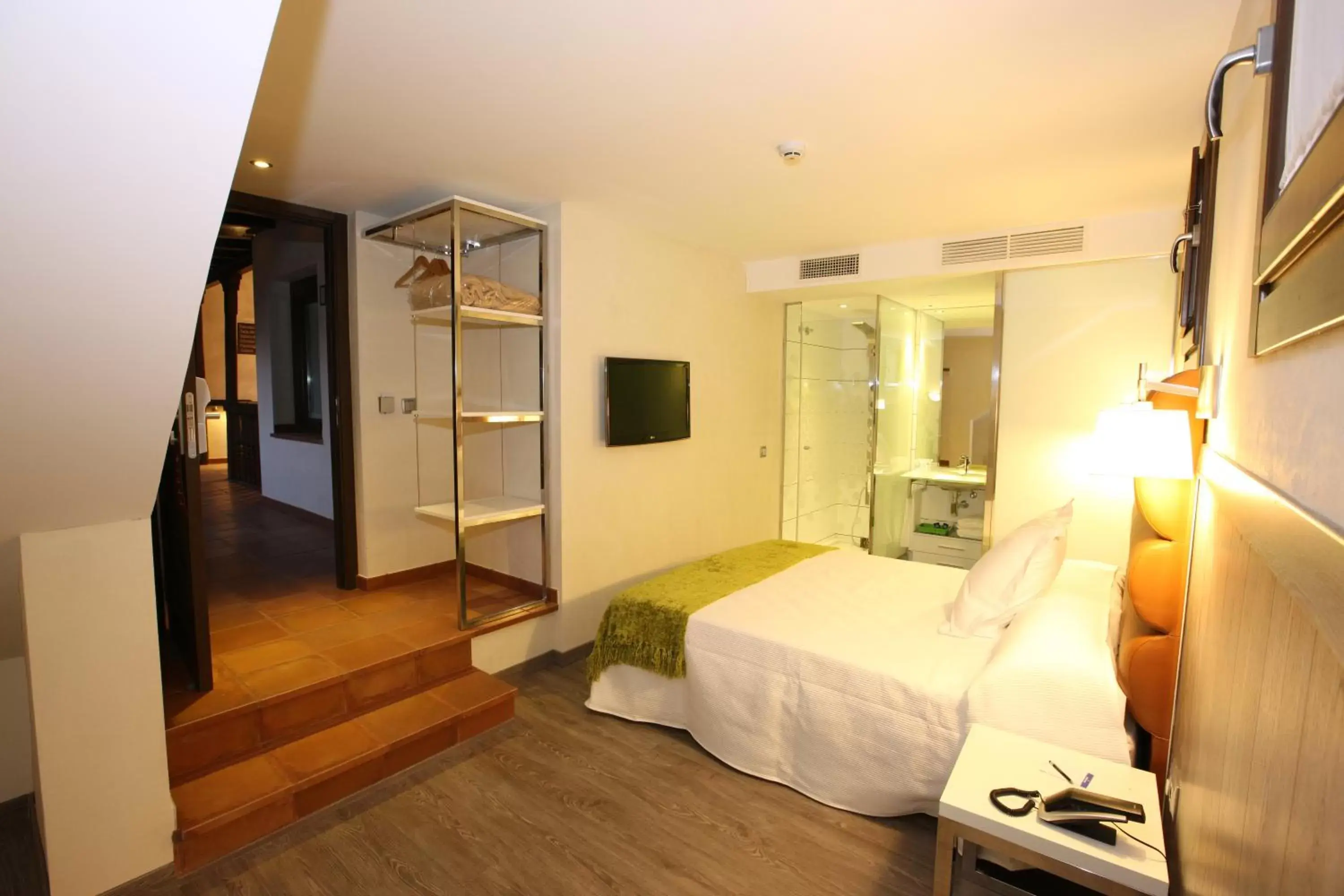 Bedroom, Room Photo in Evenia Alcalá Boutique Hotel