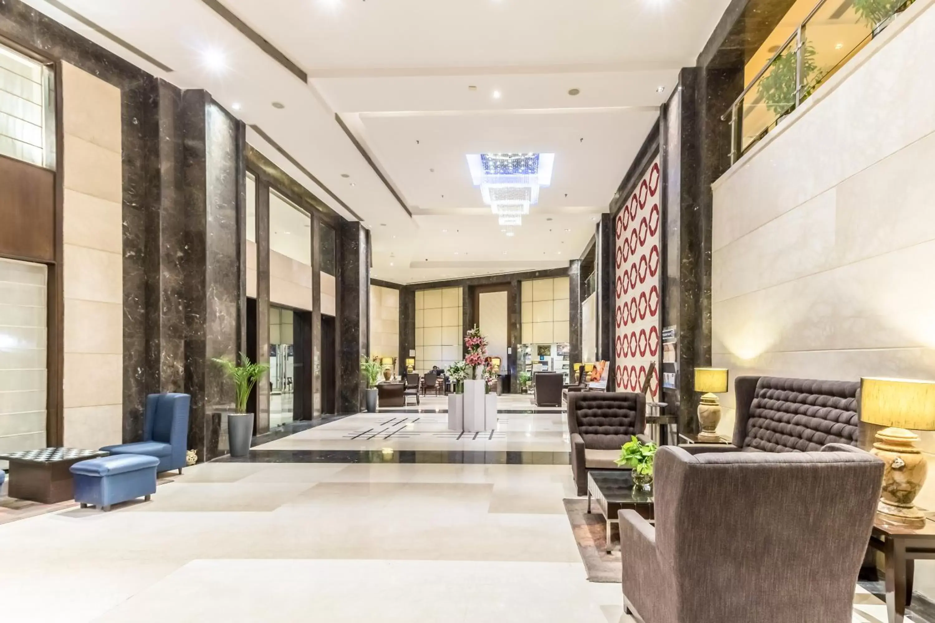 Lobby or reception in Golden Tulip Chandigarh, Panchkula