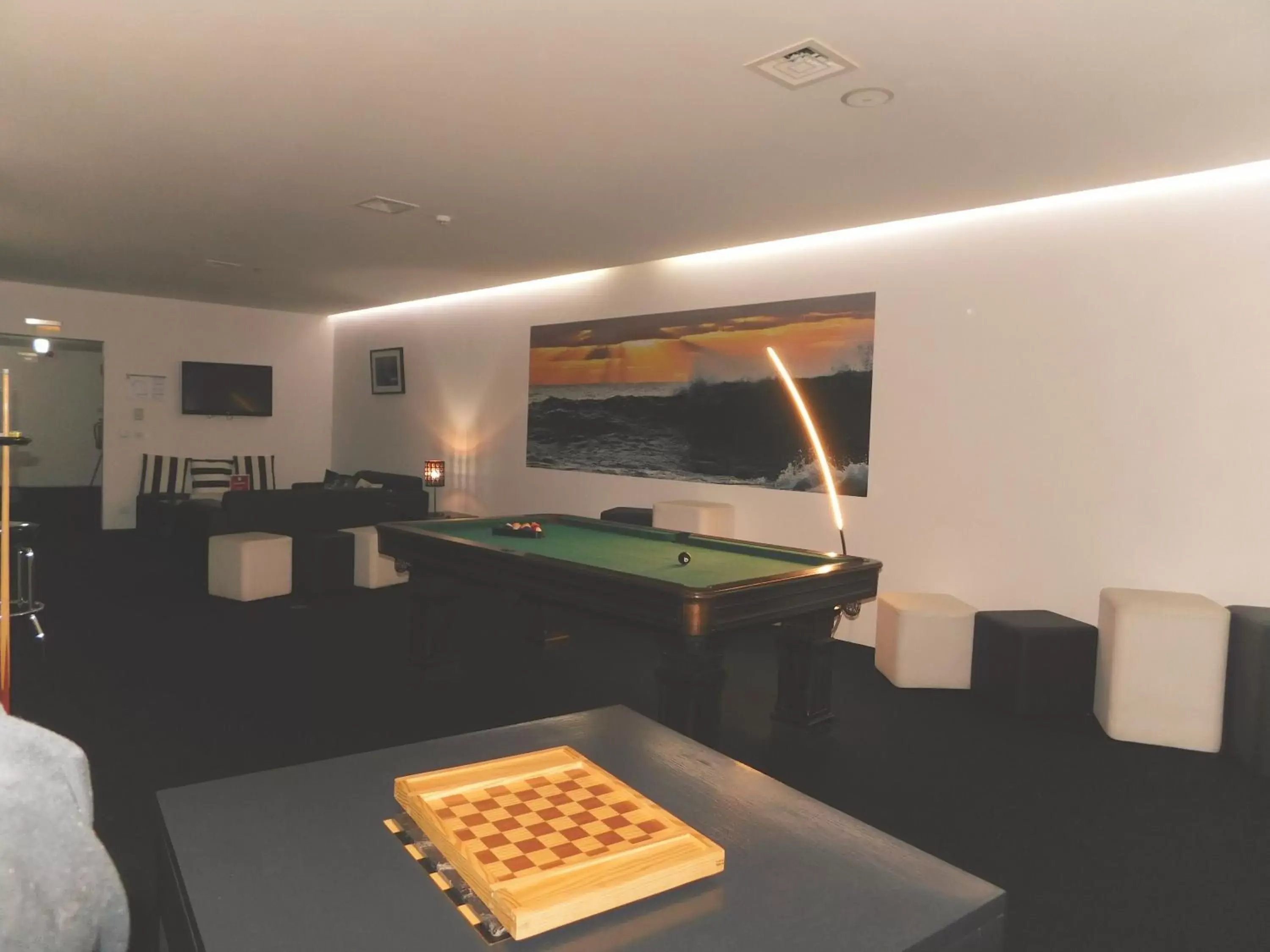 Billiard, Billiards in Design & Wine Hotel