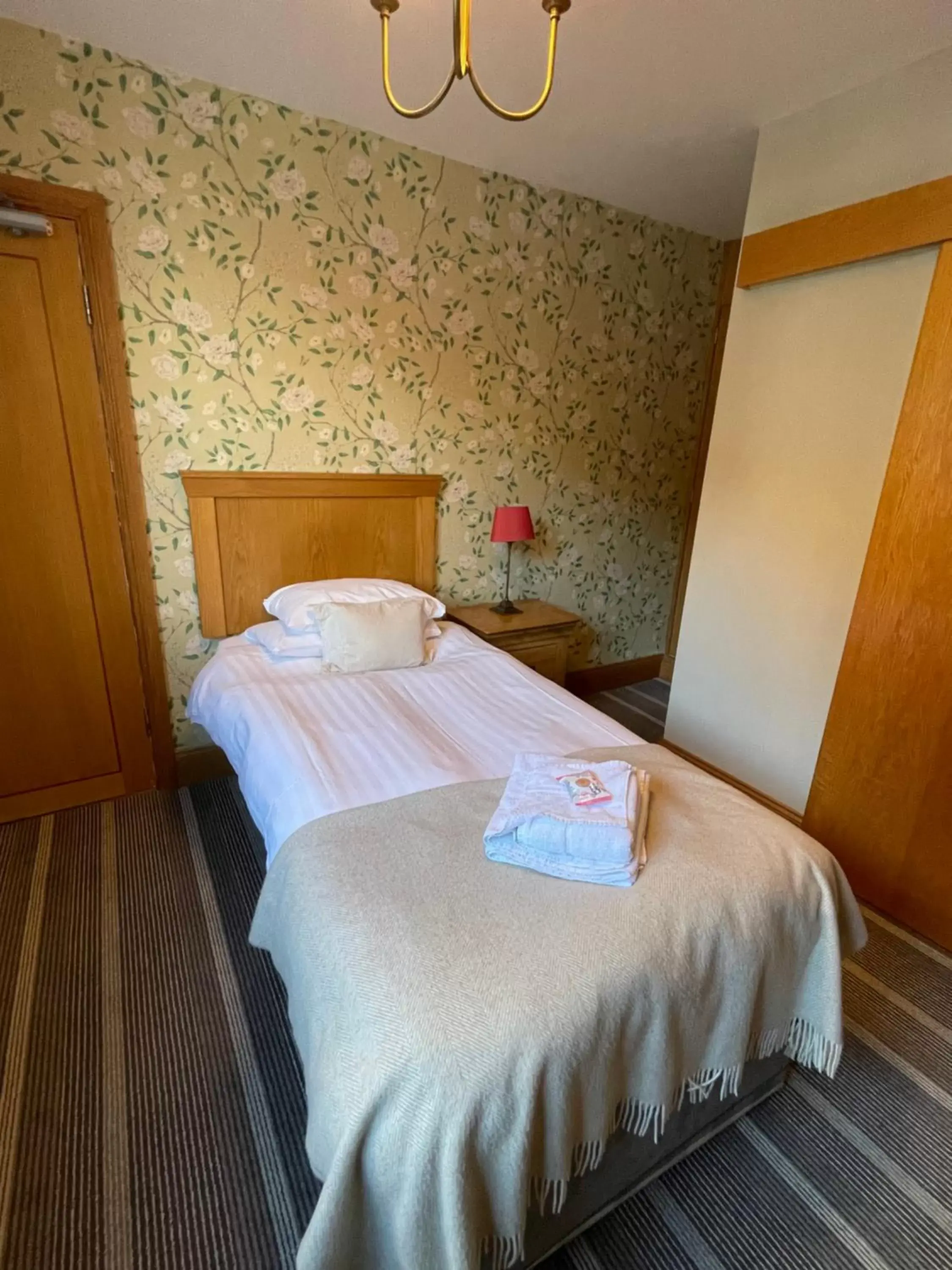 Single Room in The Mary Mount Hotel