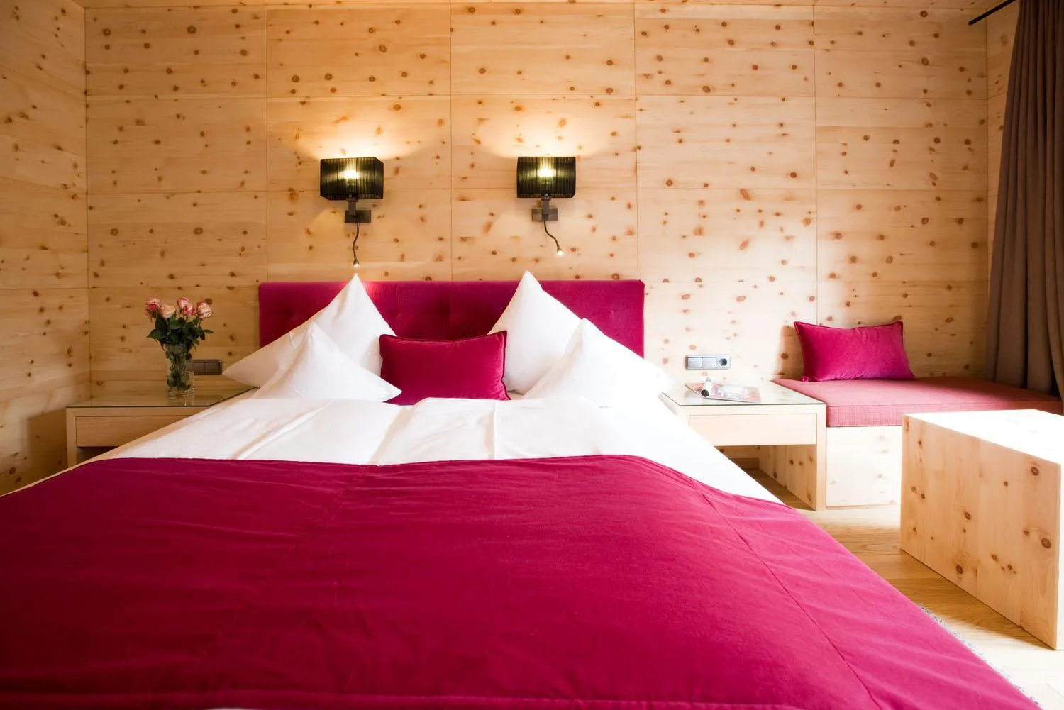 Bedroom, Bed in Geniesserhotel Minglers Sportalm 4 Sterne Superior