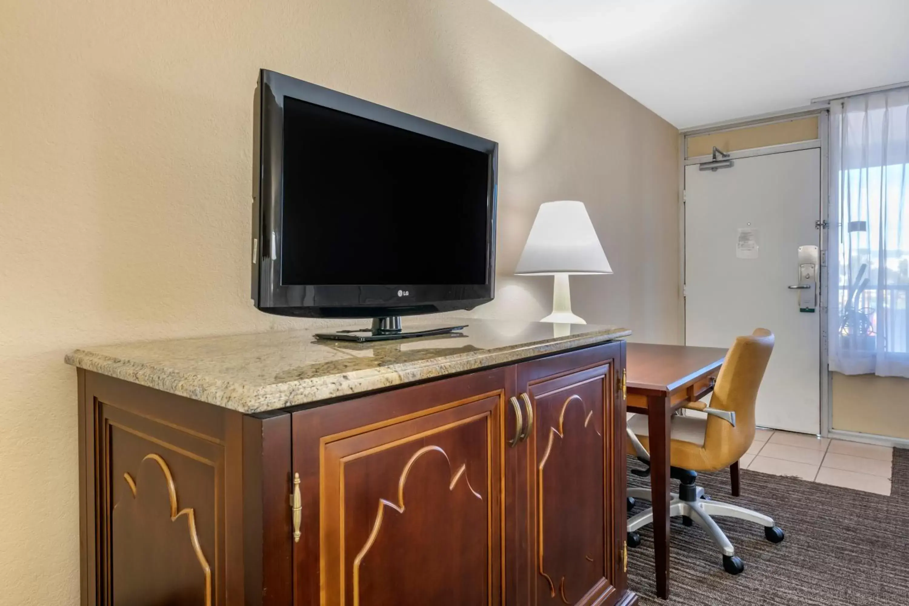 TV and multimedia, TV/Entertainment Center in Quality Inn Kennedy Space Center
