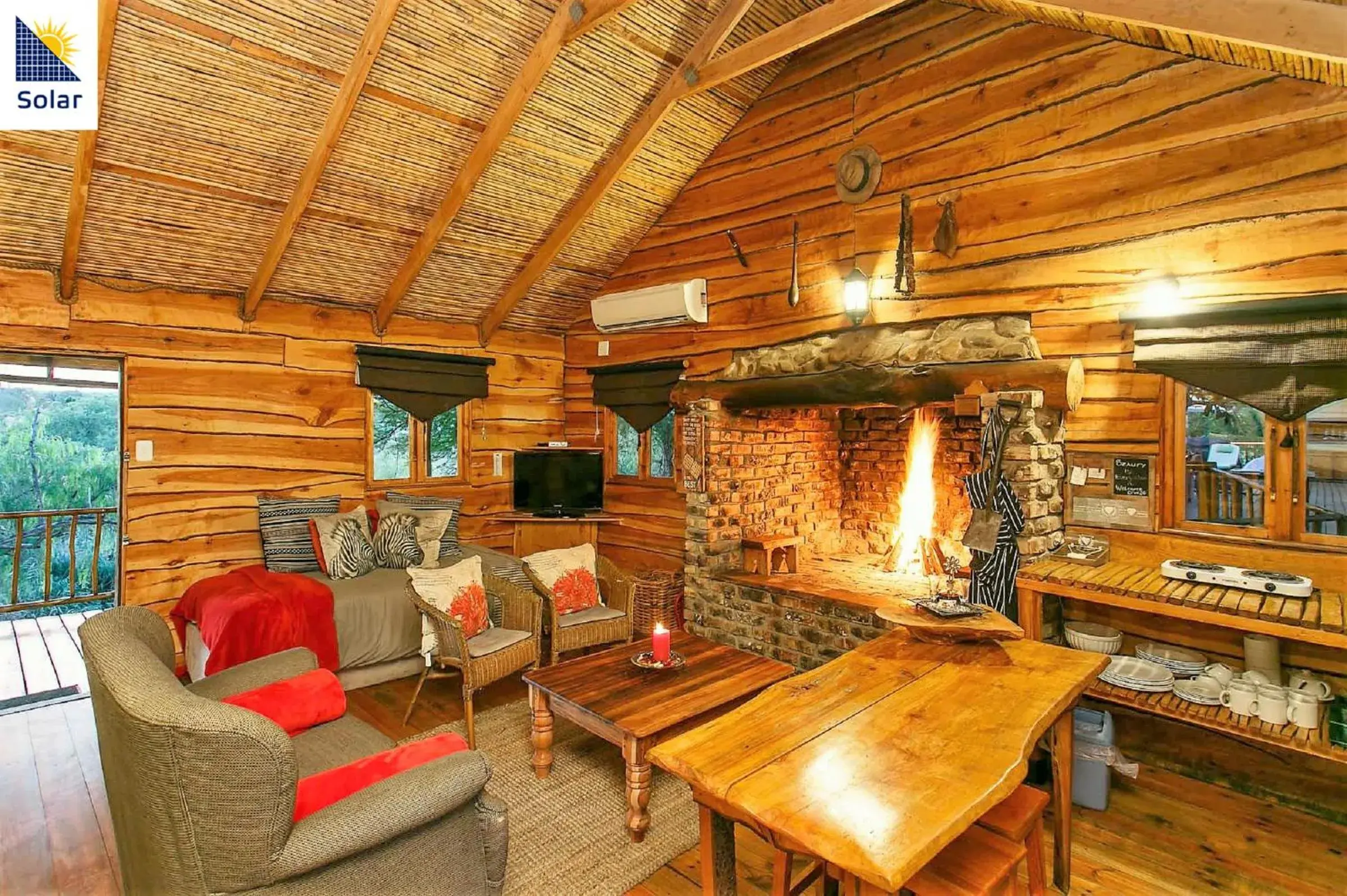 Living room, Seating Area in Riverside Guest Lodge