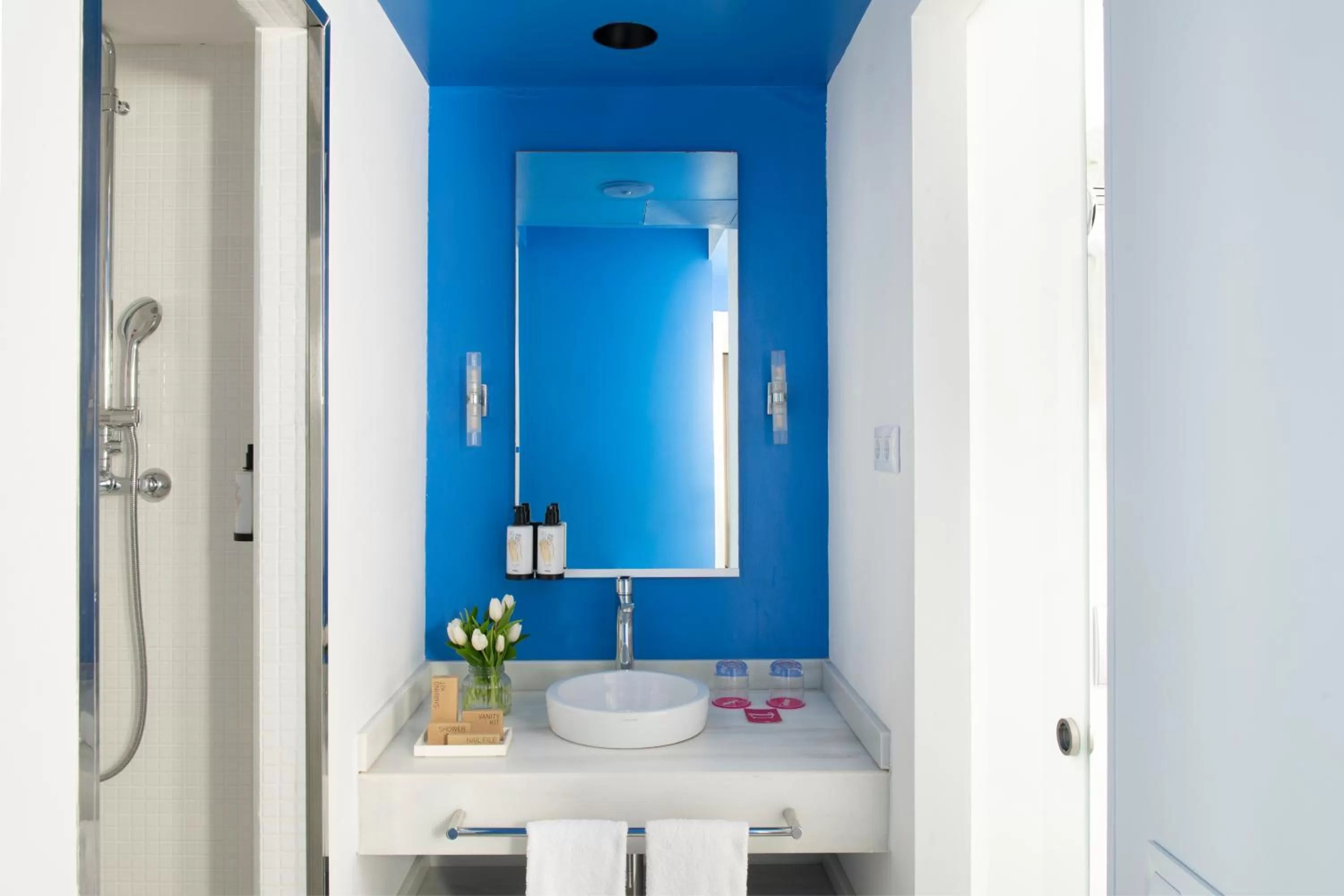 Shower in Allegro Barcelona