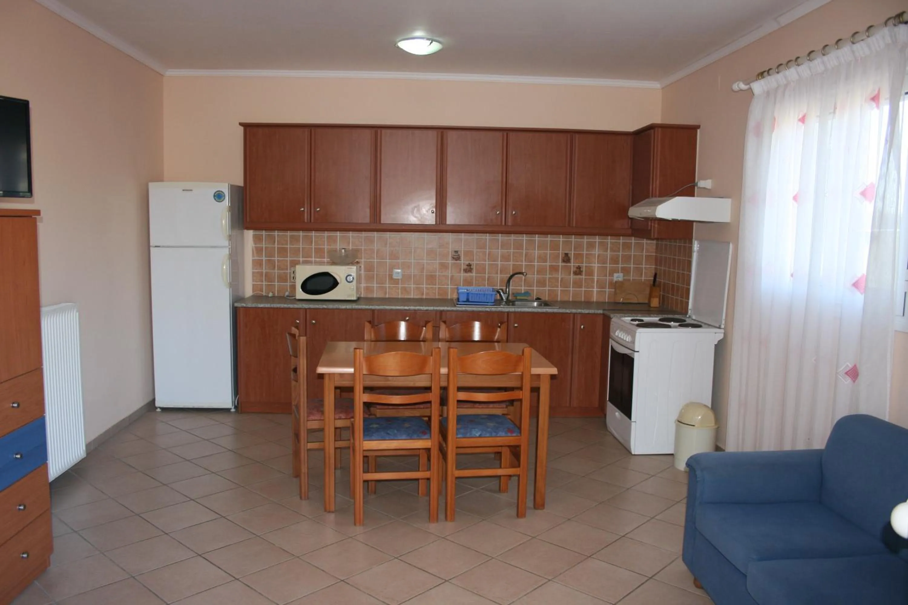 Dining area in Metaxa Hotel
