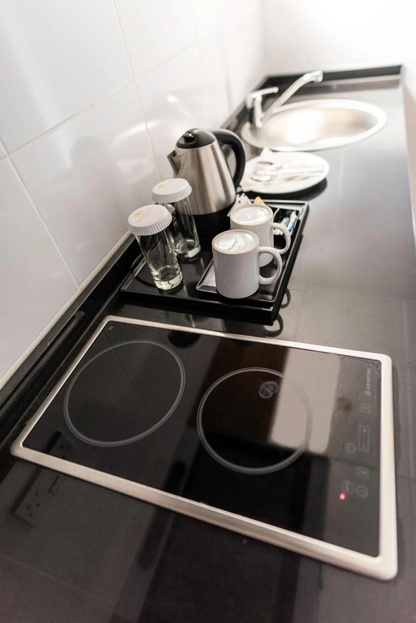 Kitchen or kitchenette in Emirates Plaza Hotel