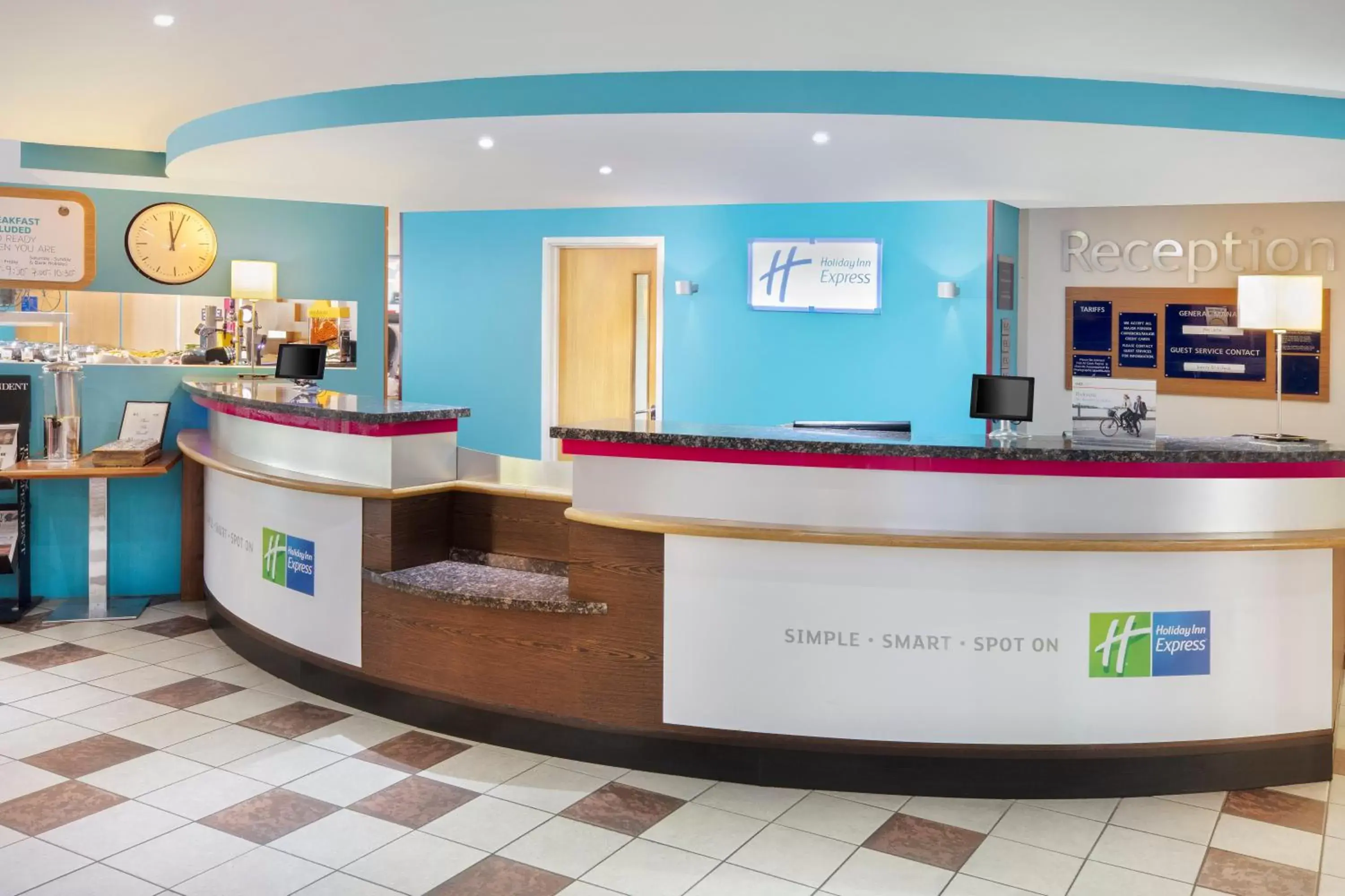 Property building, Lobby/Reception in Holiday Inn Express Poole, an IHG Hotel