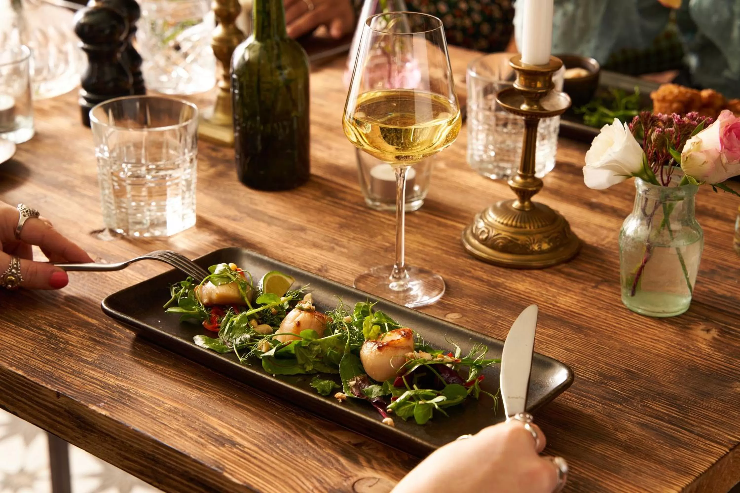 Restaurant/places to eat in Chainlocker