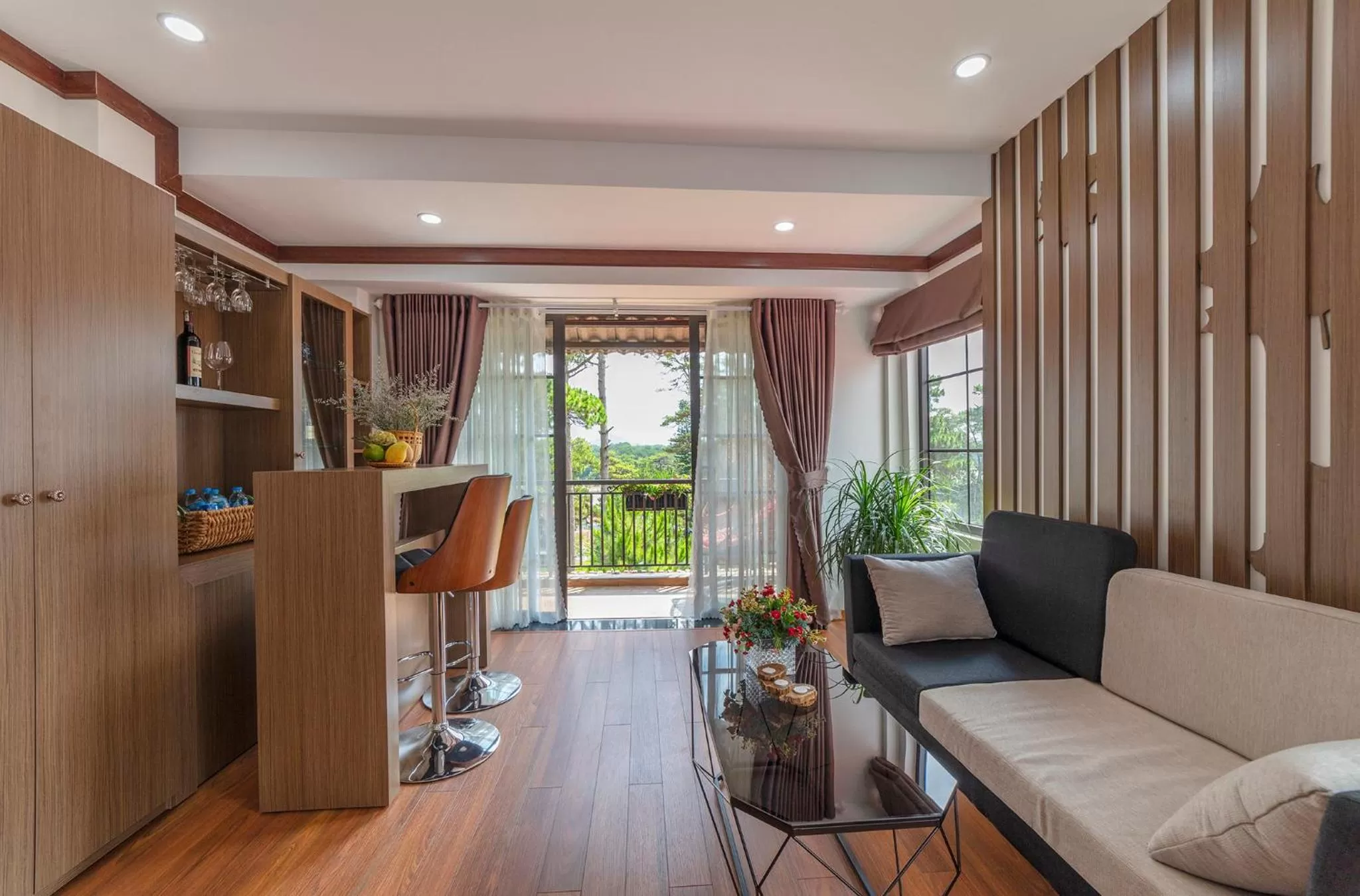 Seating area in Khai Ngoc Hotel