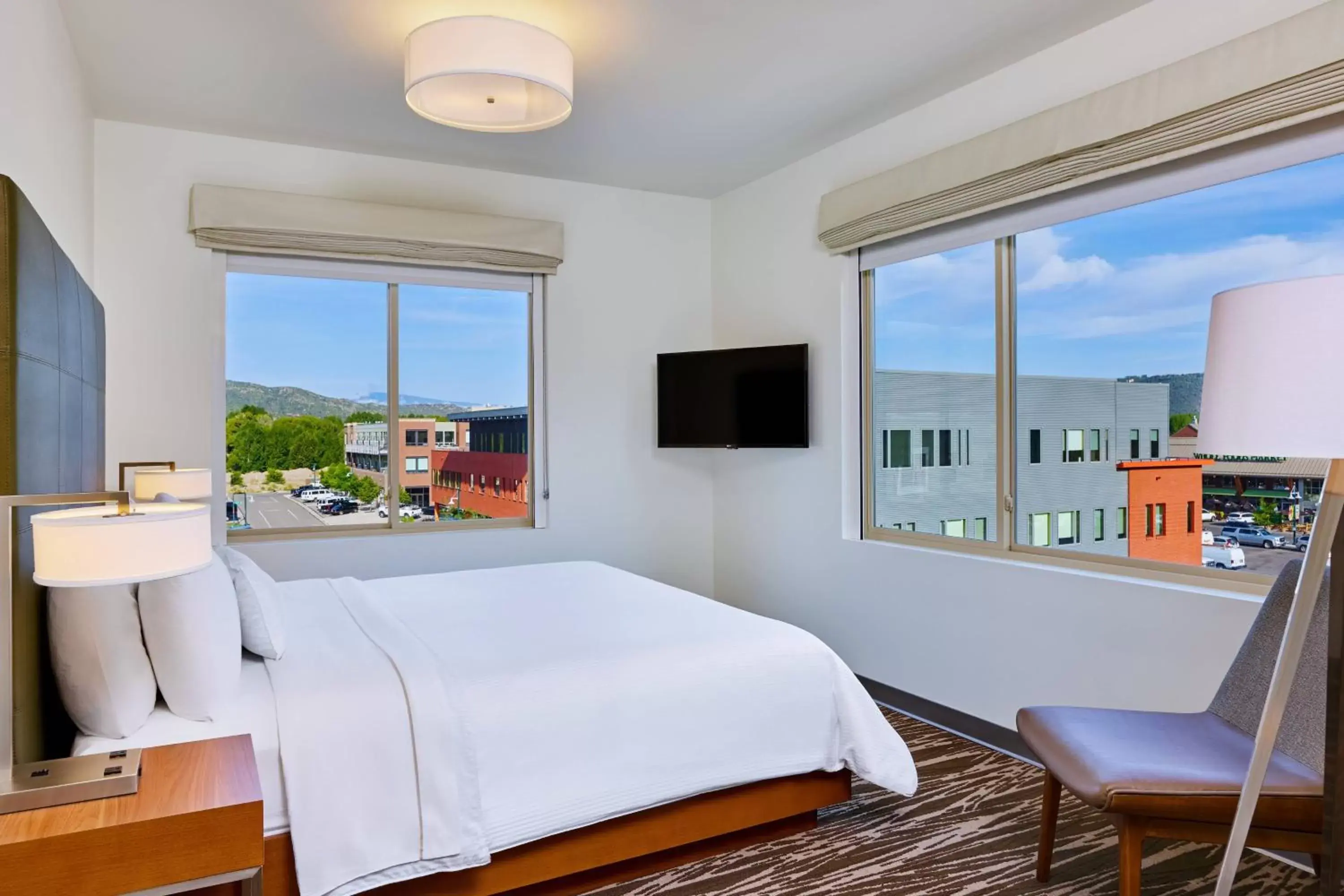 One-Bedroom Executive Corner King Suite with Sofa Bed in Element Basalt - Aspen One-Bedroom Executive Corner King Suite with Sofa Bed in Element Basalt - Aspen