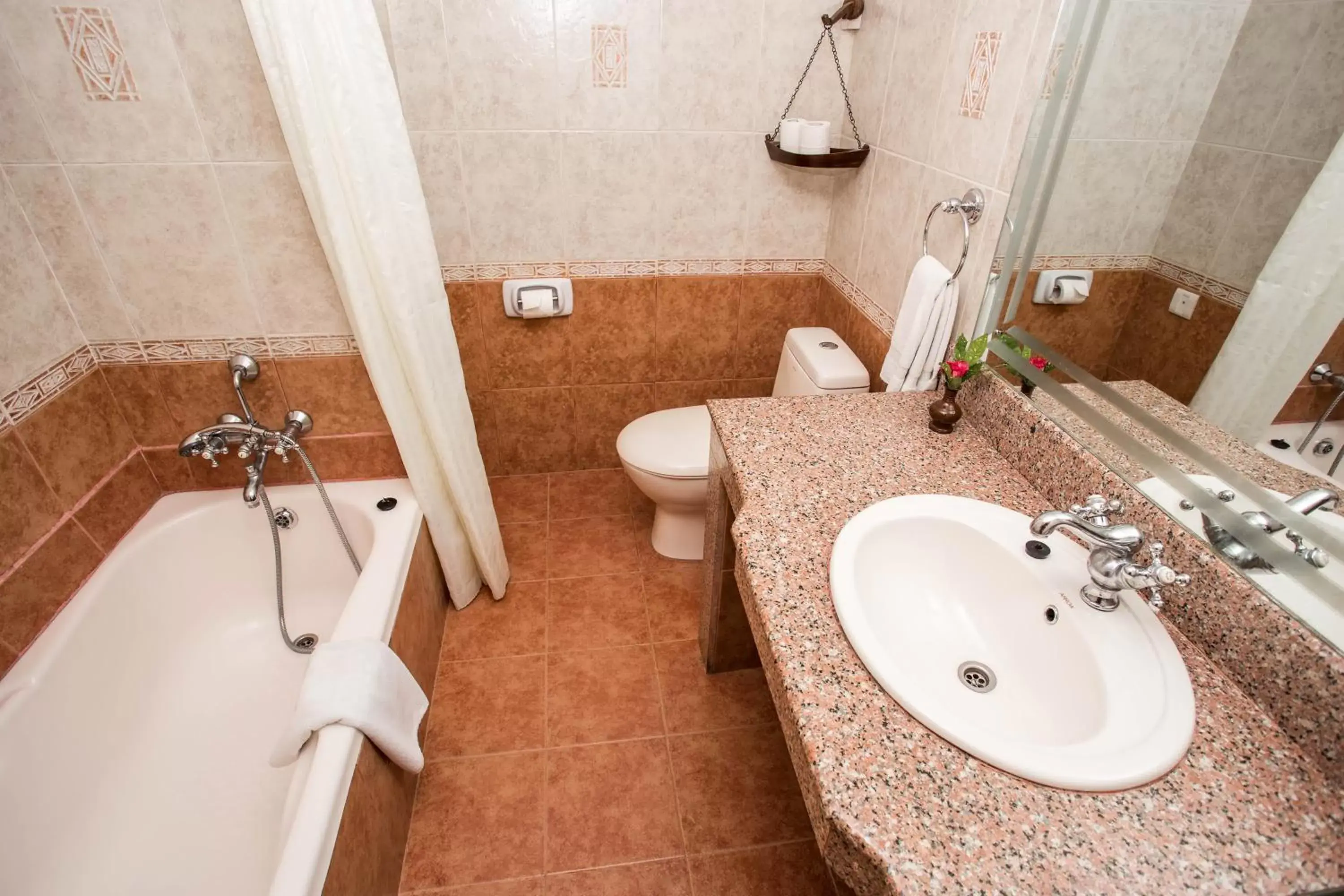 Bath, Bathroom in Hotel Barahi