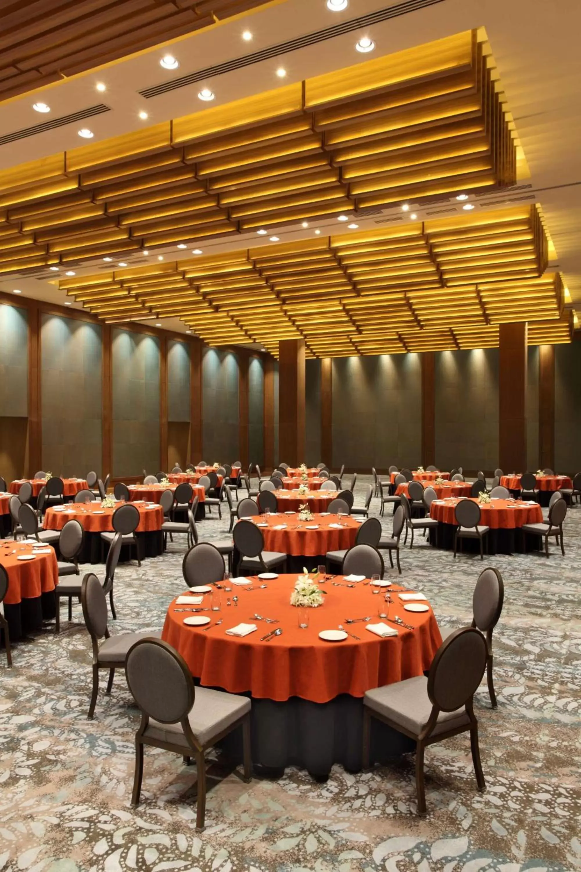 Lobby or reception, Restaurant/Places to Eat in Hyatt Regency Ahmedabad