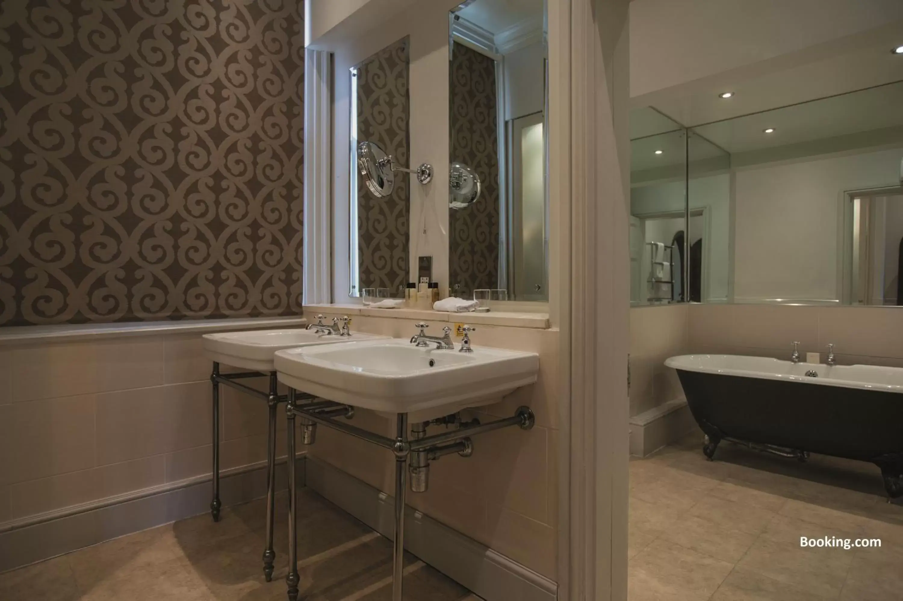 Bathroom in Rookery Hall Hotel & Spa