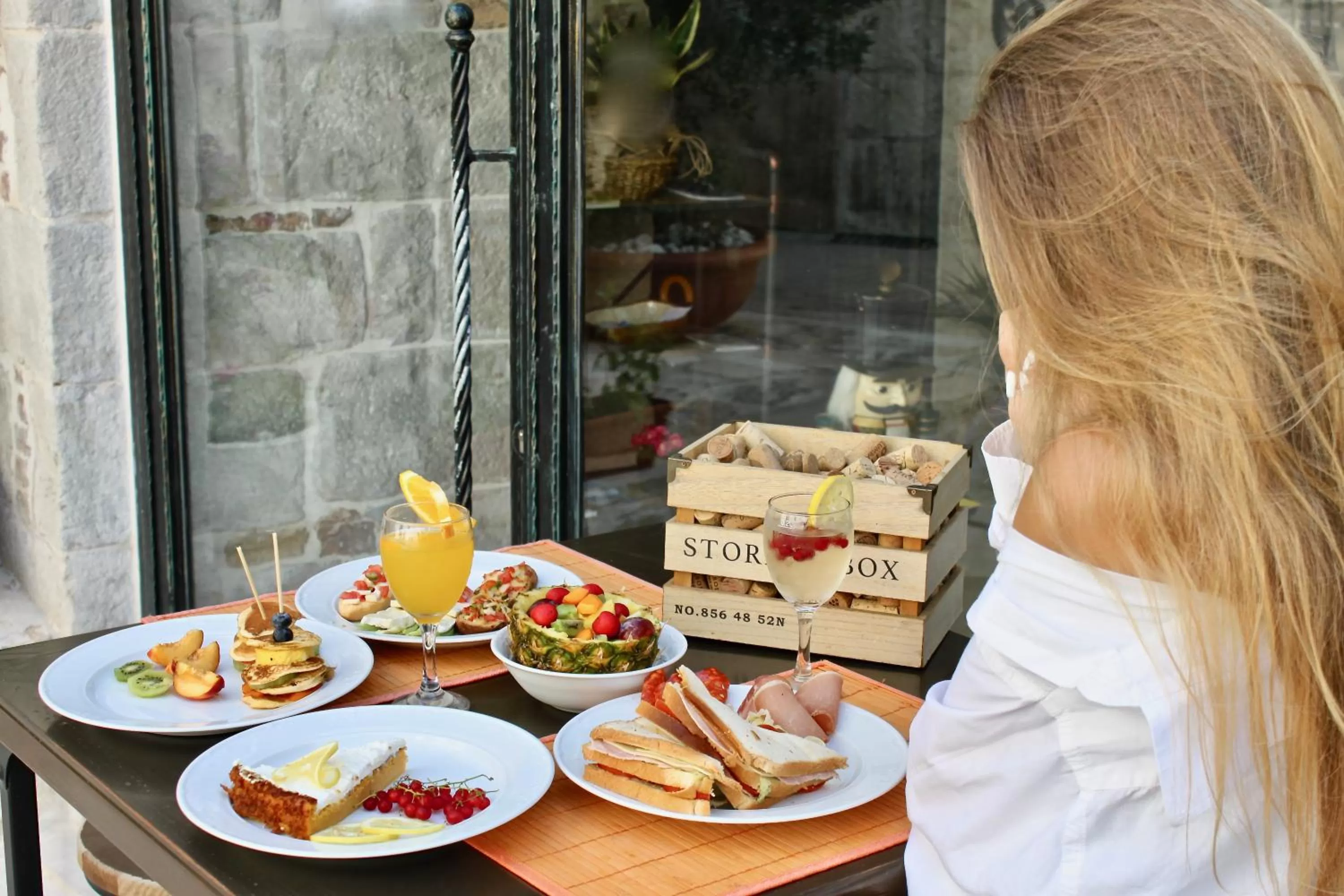 Meals in Heritage Palace Varos - MAG Quaint & Elegant Boutique Hotels