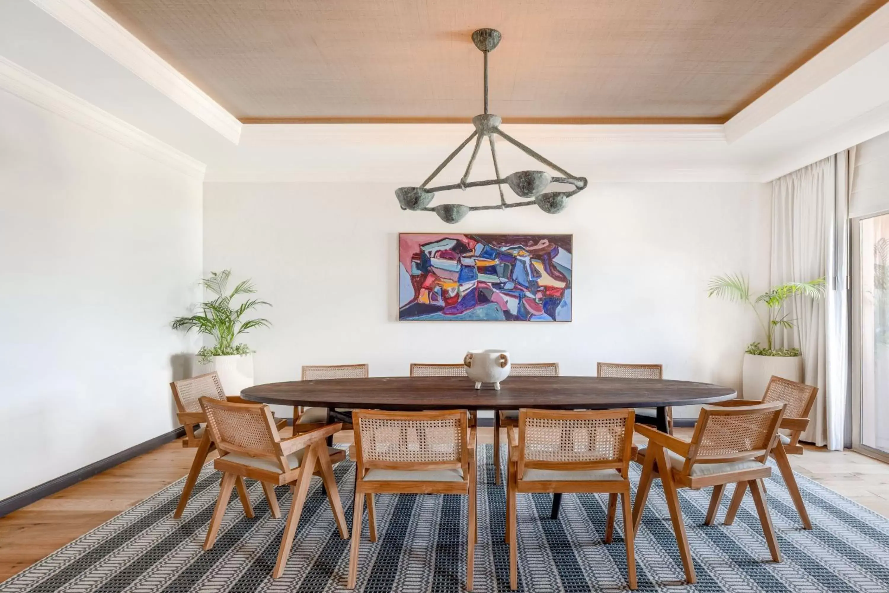 Photo of the whole room, Dining Area in The Ritz-Carlton, Grand Cayman