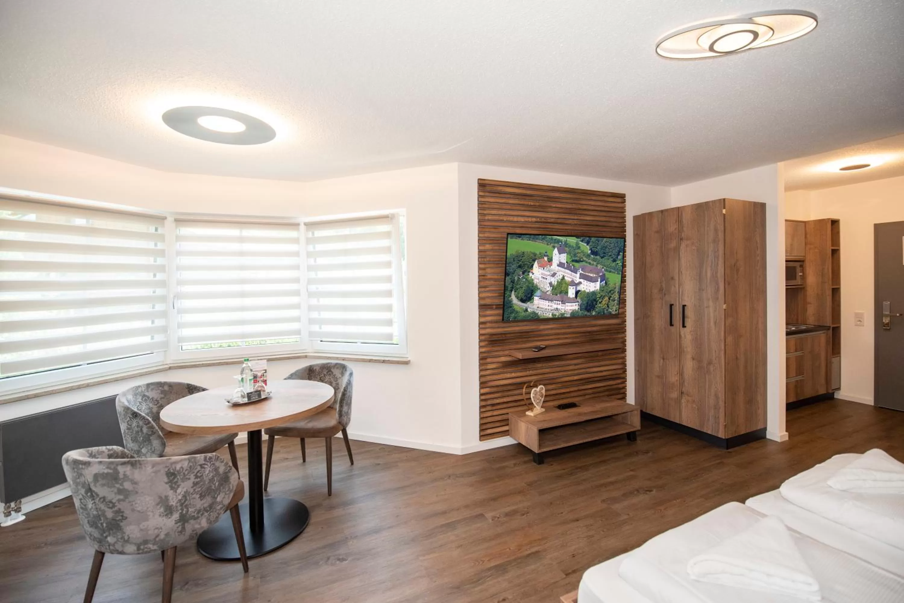 Photo of the whole room, Seating Area in Hotel Hohenaschau