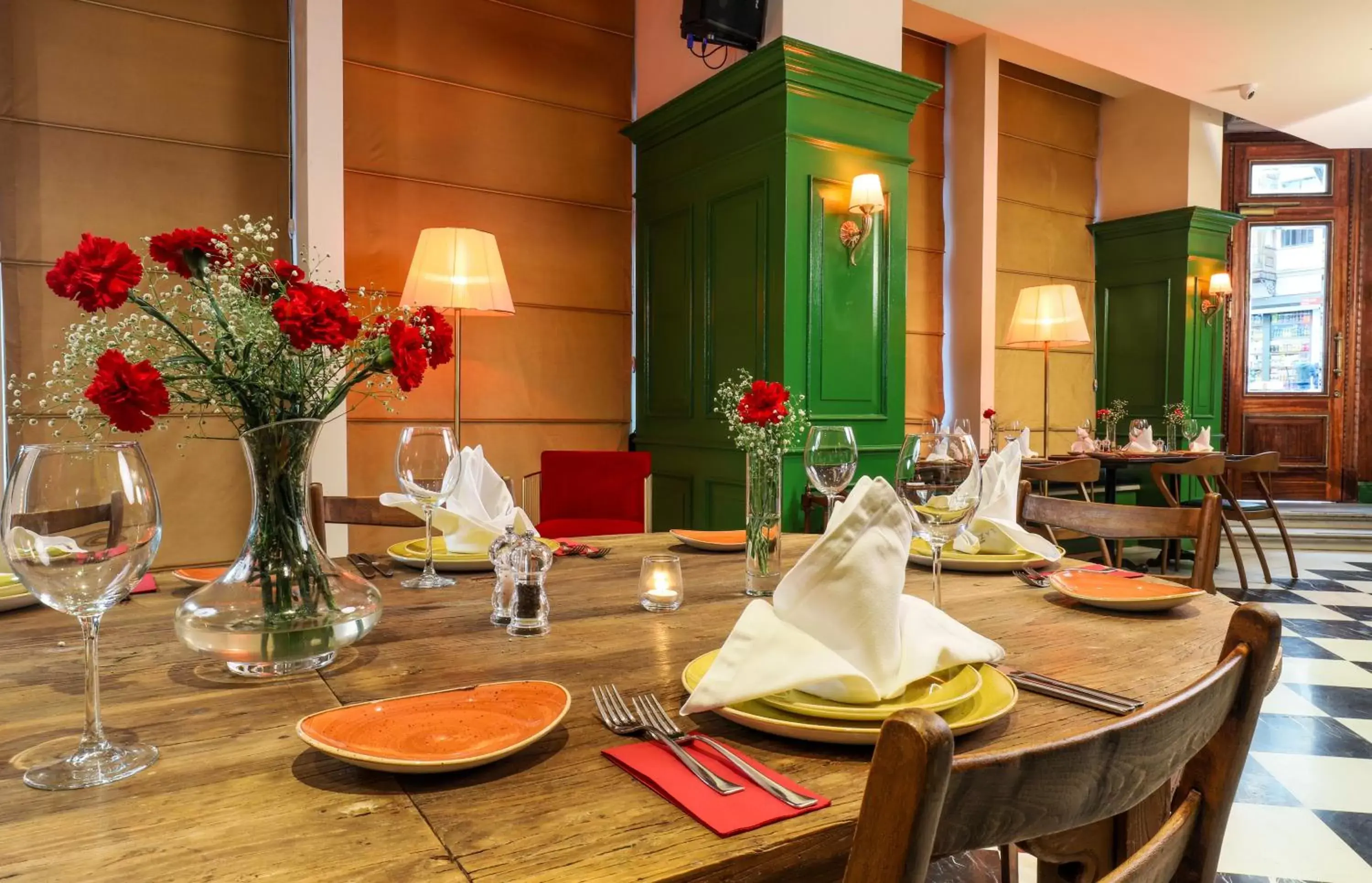 Restaurant/Places to Eat in Palazzo Donizetti Hotel - Special Class