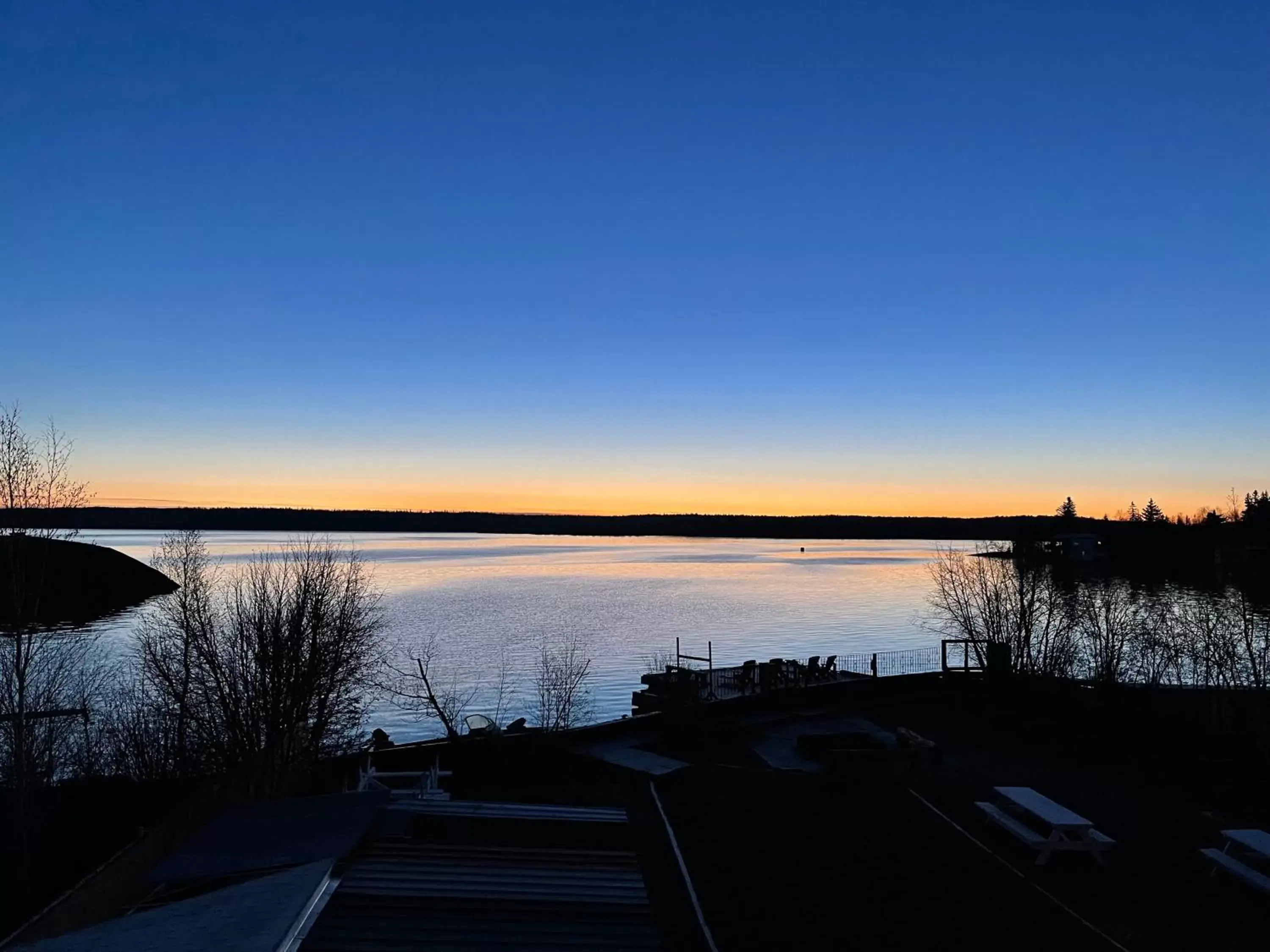 Aurora Bayside Inn