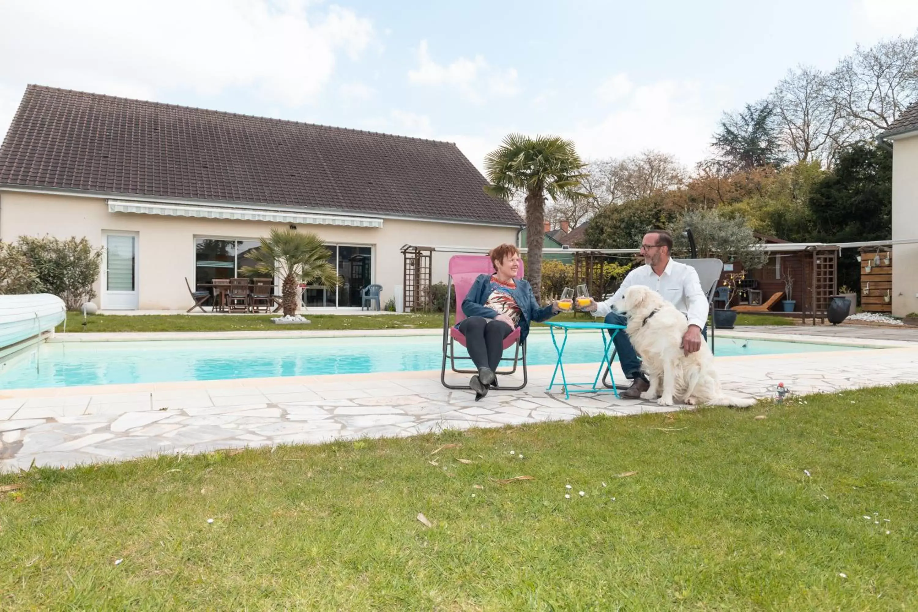 Family, Swimming Pool in La Girouardière